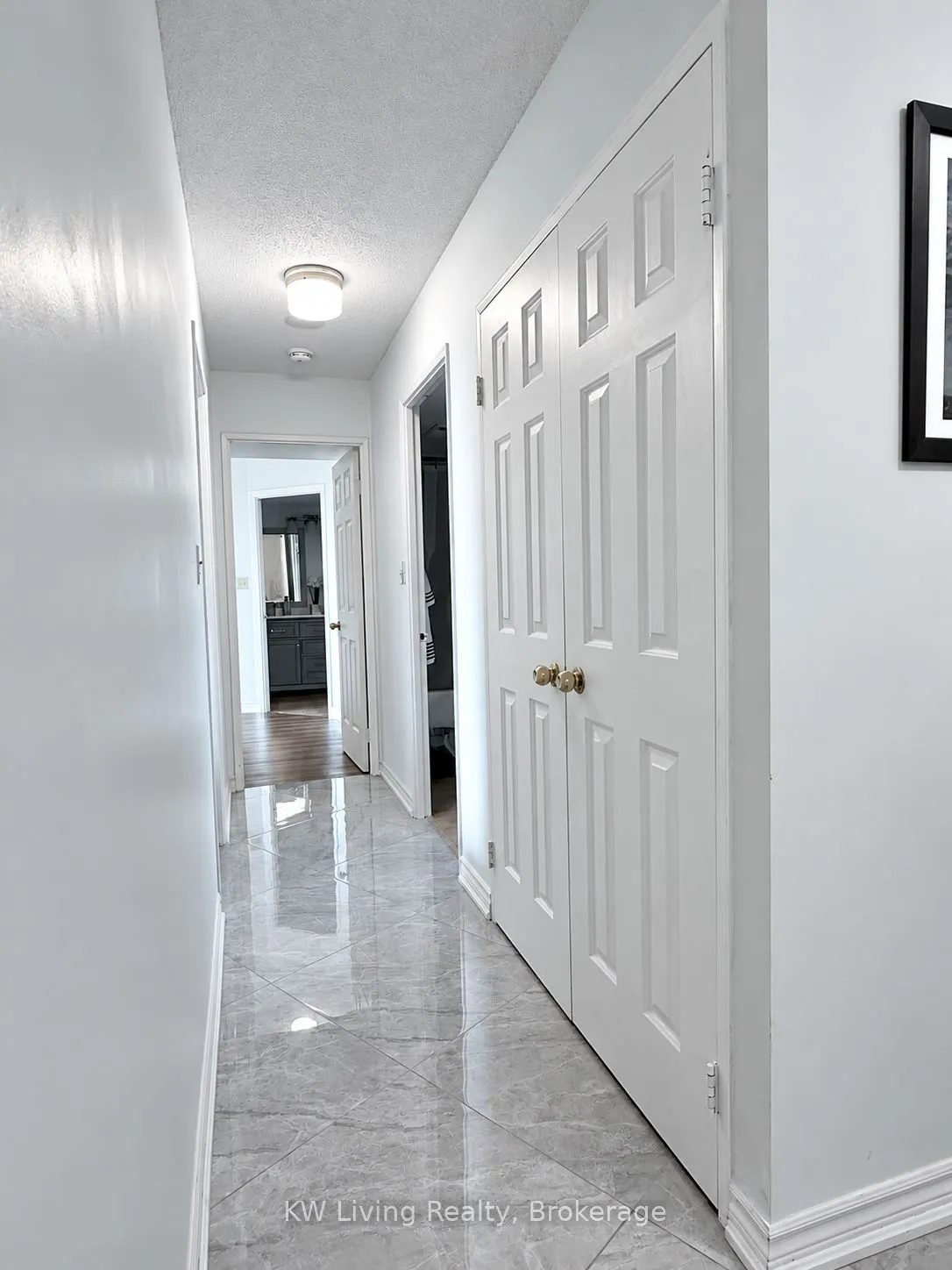 175 Bamburgh Circle #818