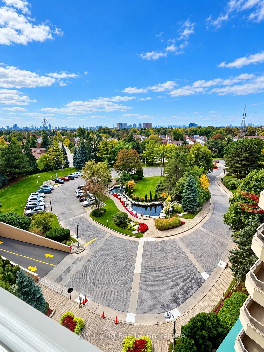 175 Bamburgh Circle #818