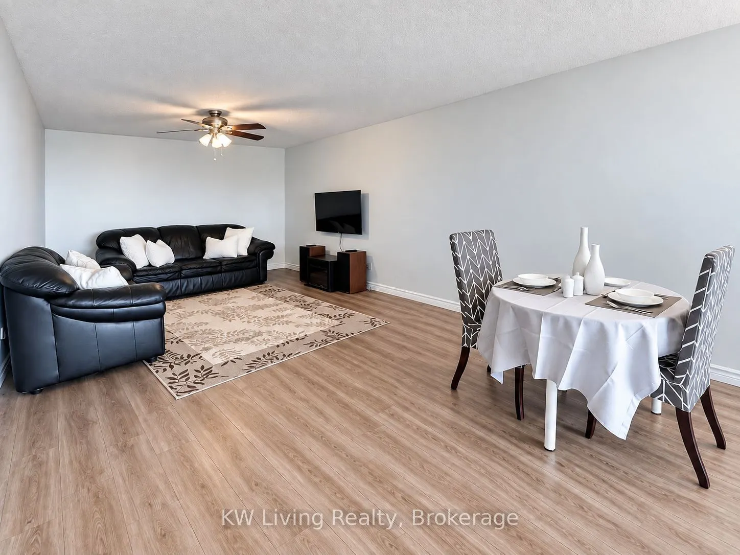 175 Bamburgh Circle #818