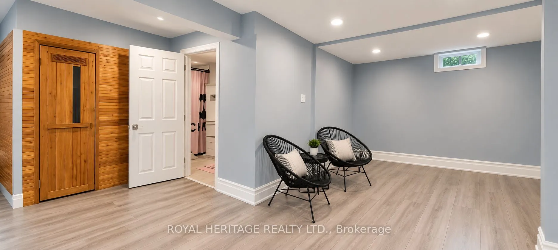 1221 Fieldstone Circle