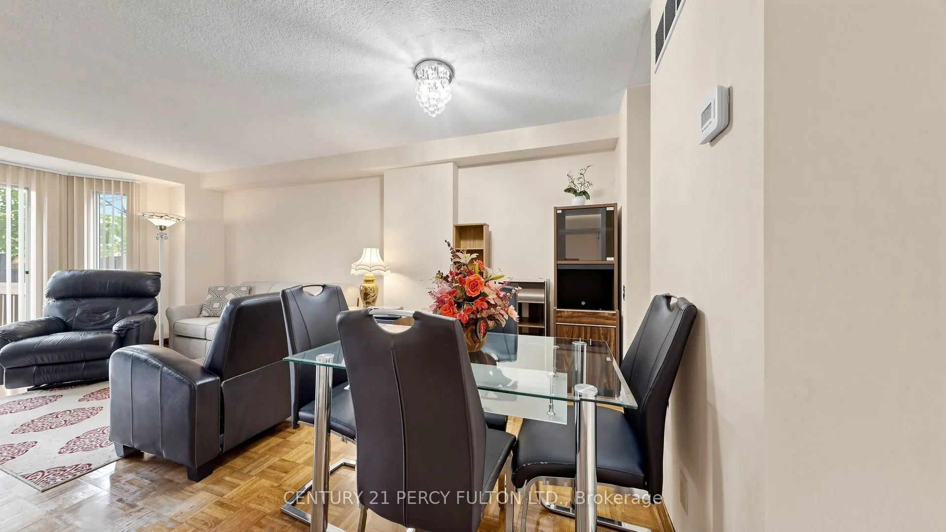 2472 Eglinton Avenue E #TH26