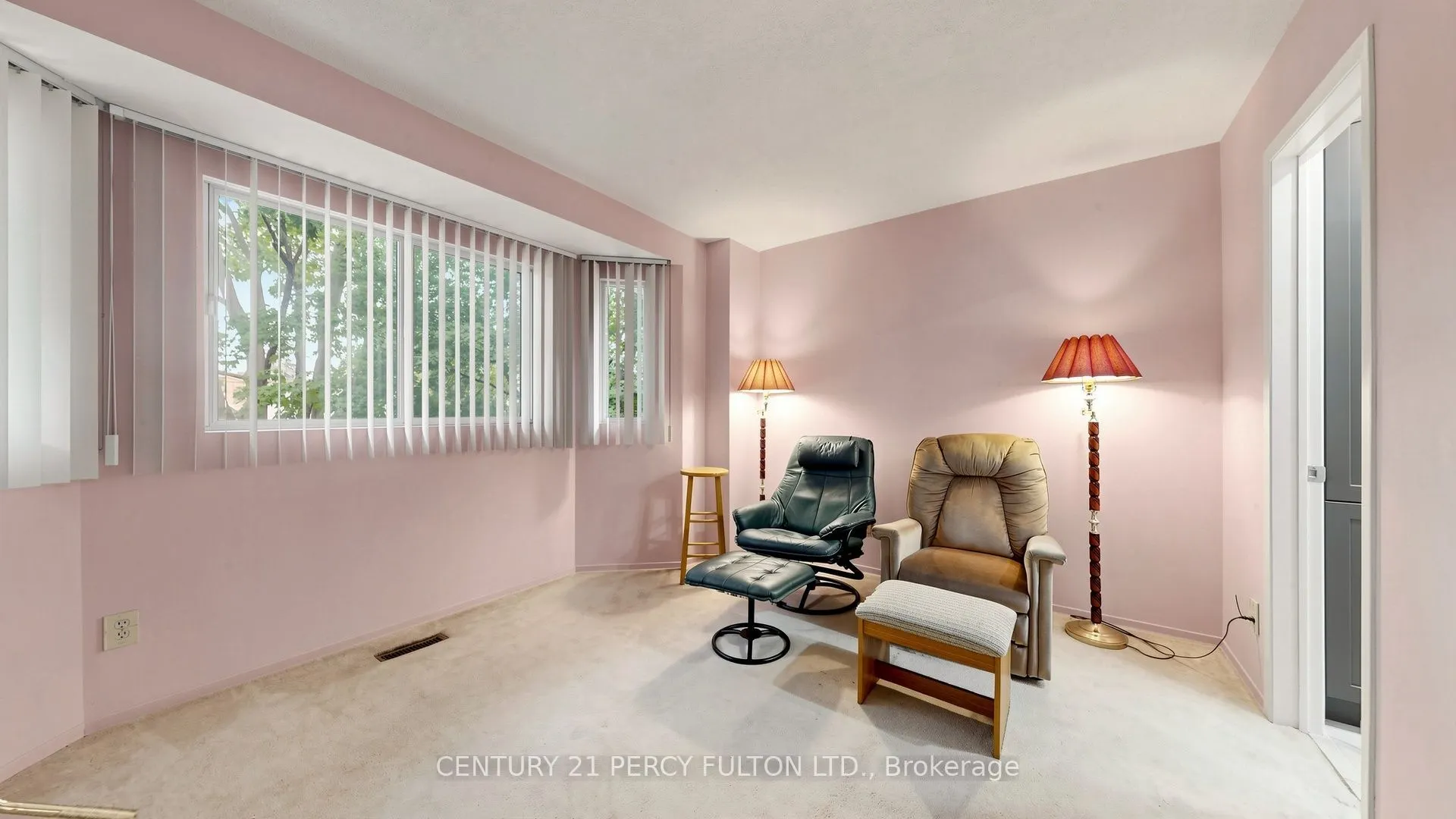2472 Eglinton Avenue E #TH26