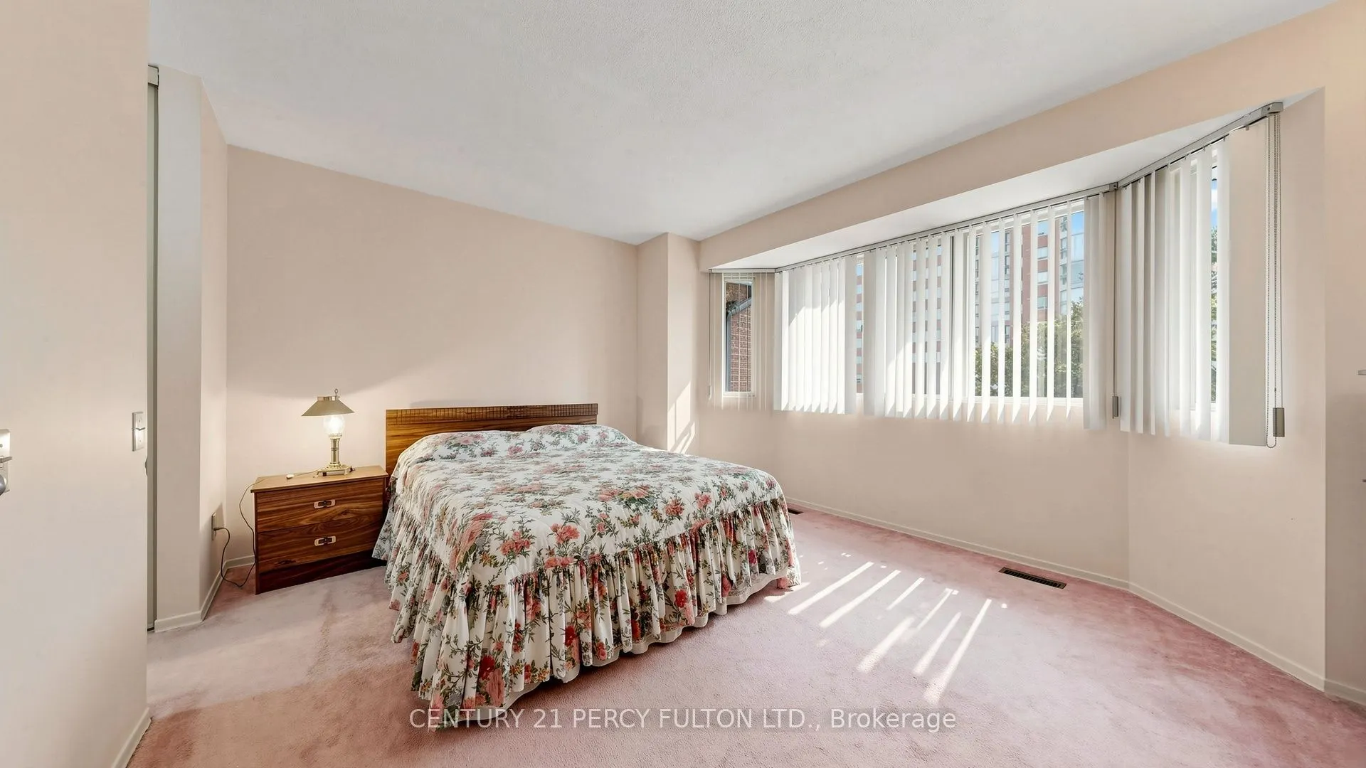 2472 Eglinton Avenue E #TH26