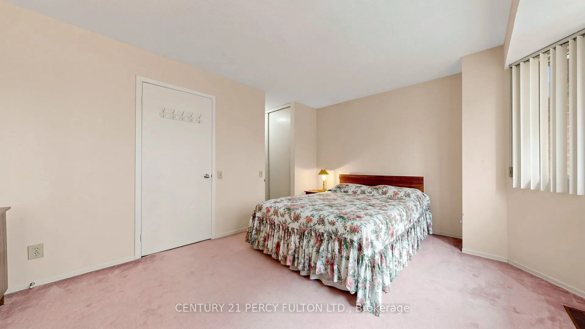 2472 Eglinton Avenue E #TH26