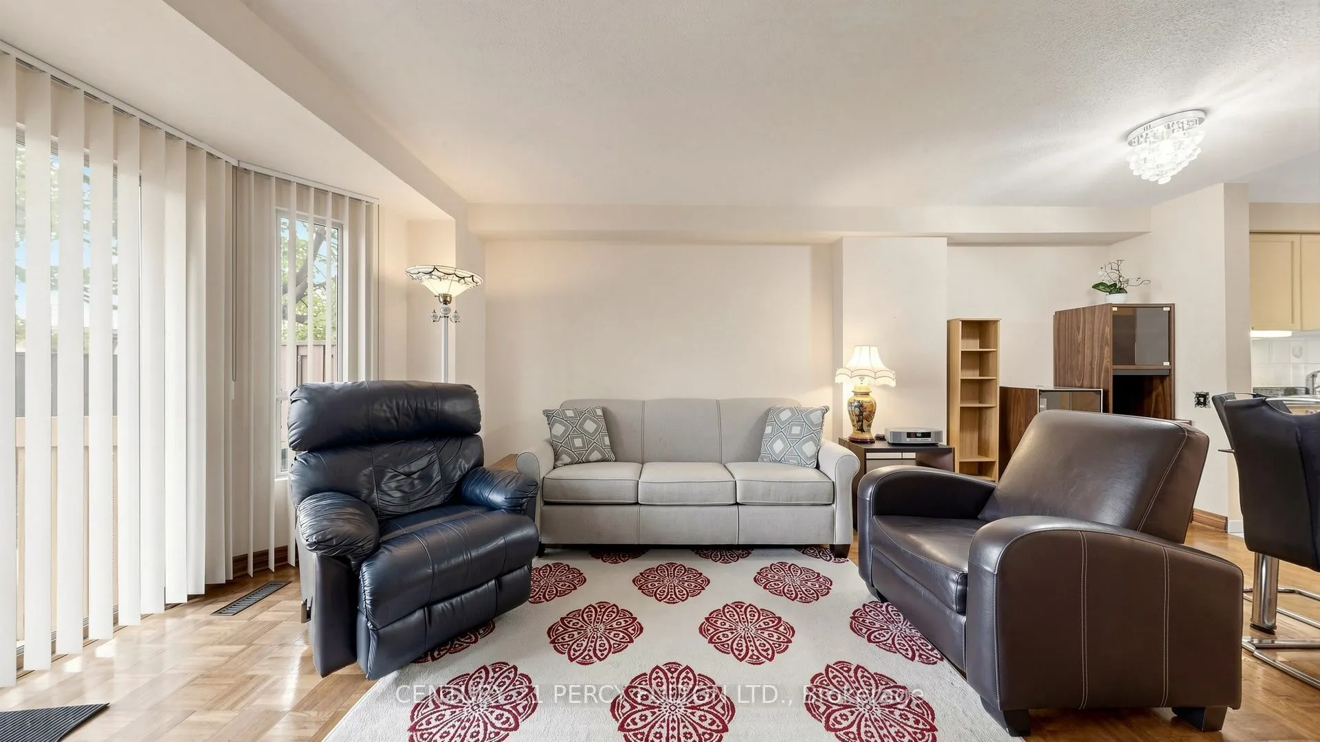 2472 Eglinton Avenue E #TH26