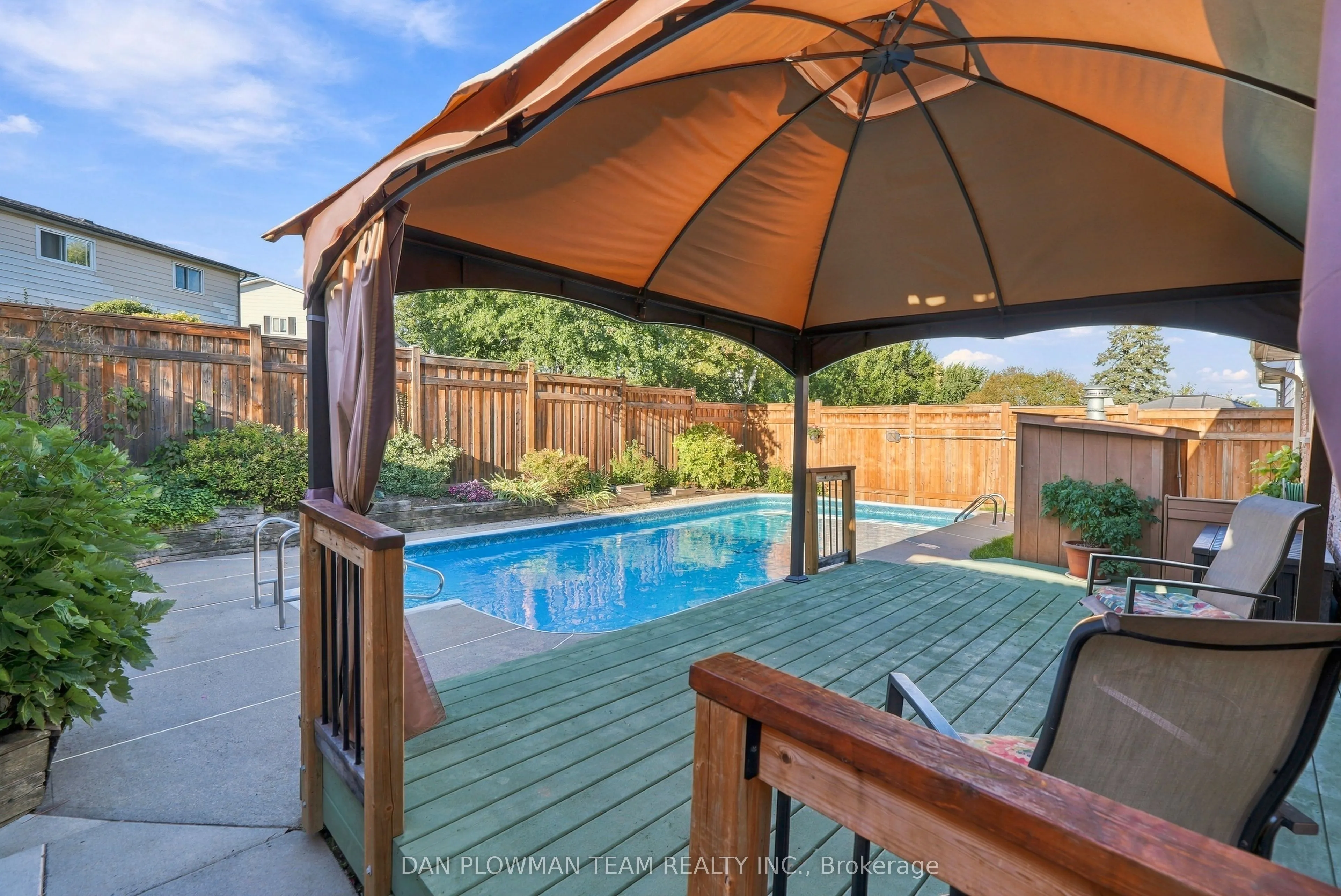 51 Rosalynne Avenue