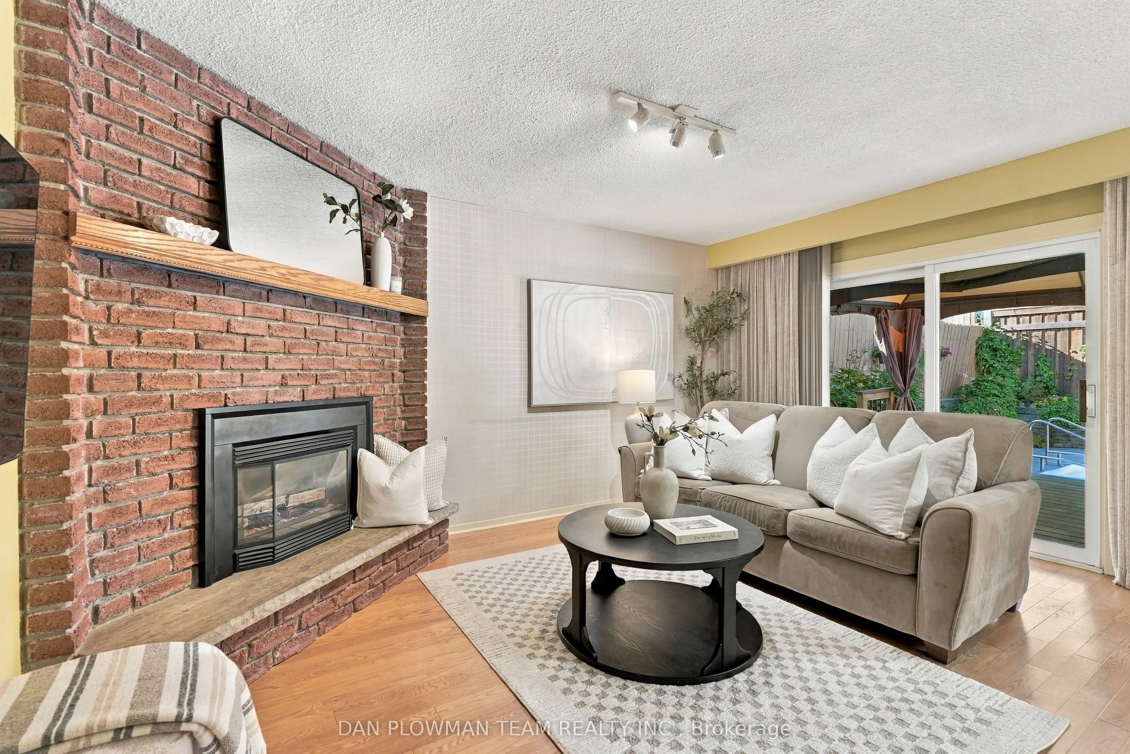 51 Rosalynne Avenue