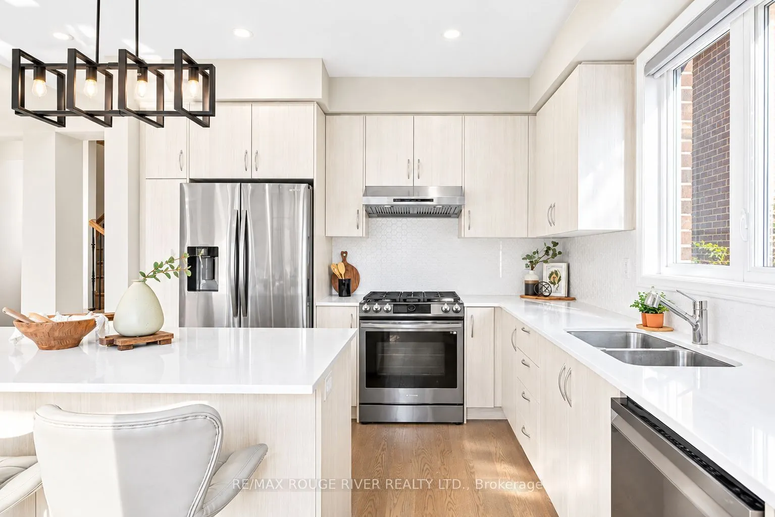 520 Coronation Road