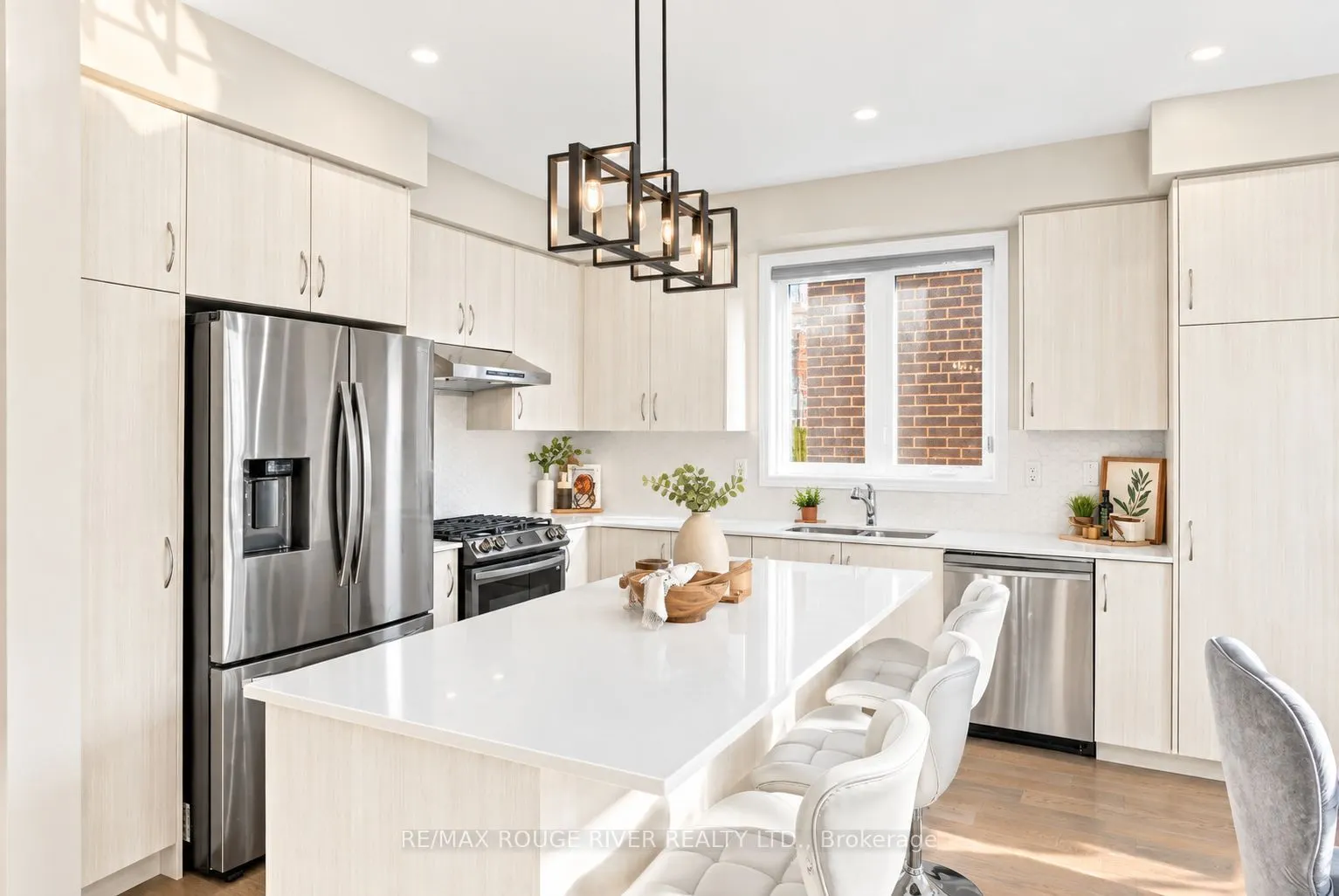 520 Coronation Road