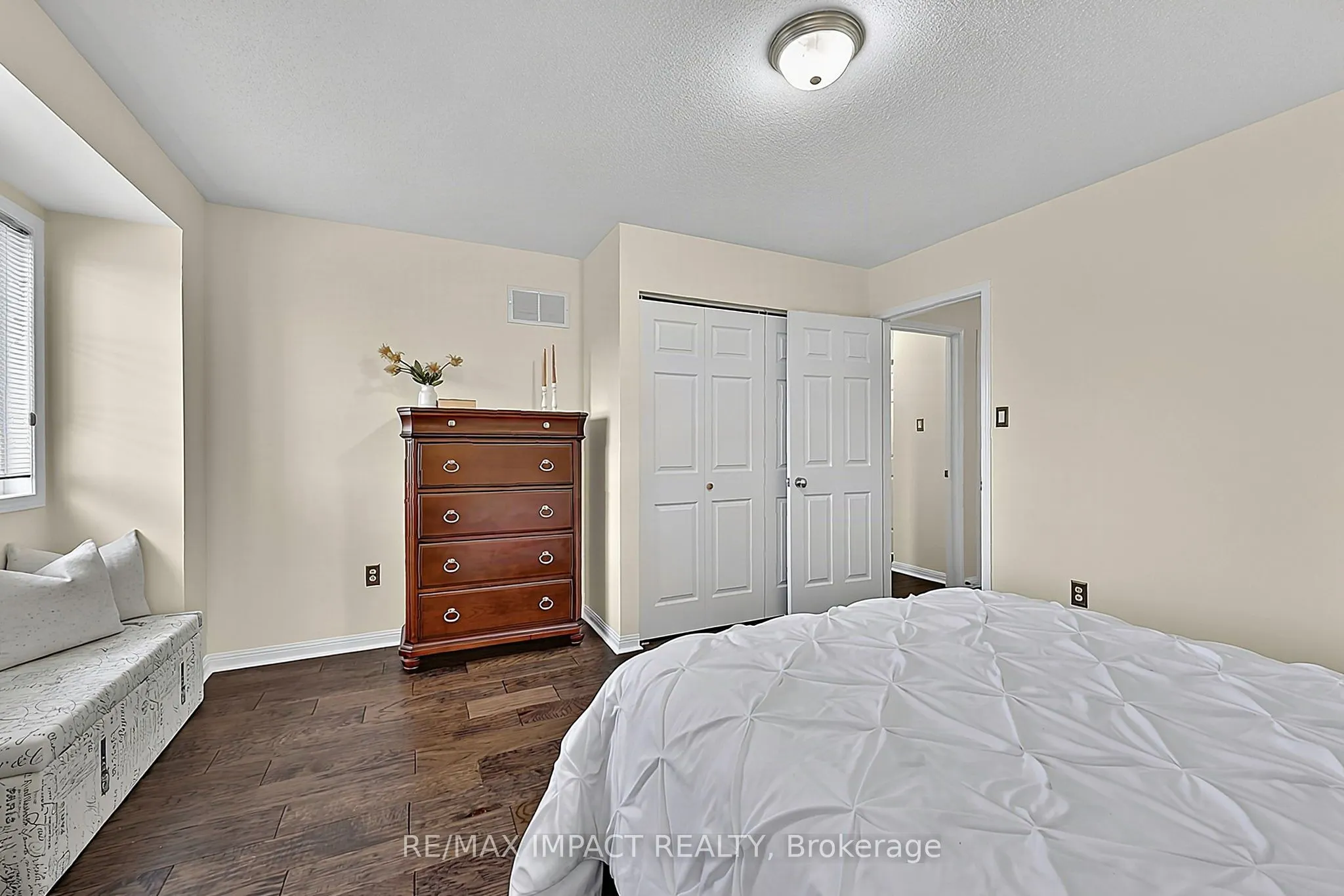 17 Holman Court