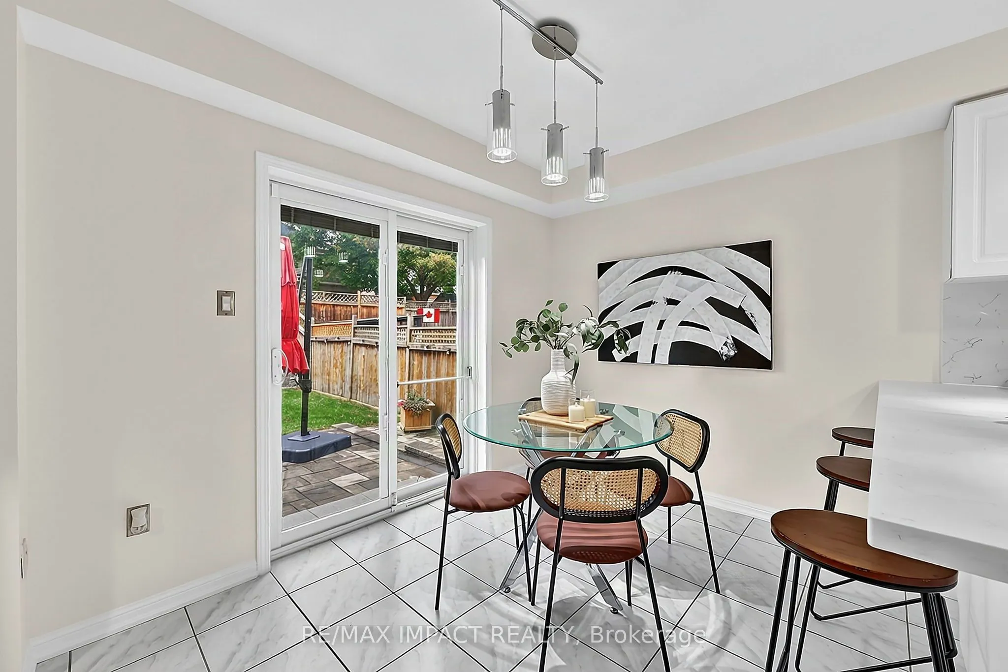 17 Holman Court