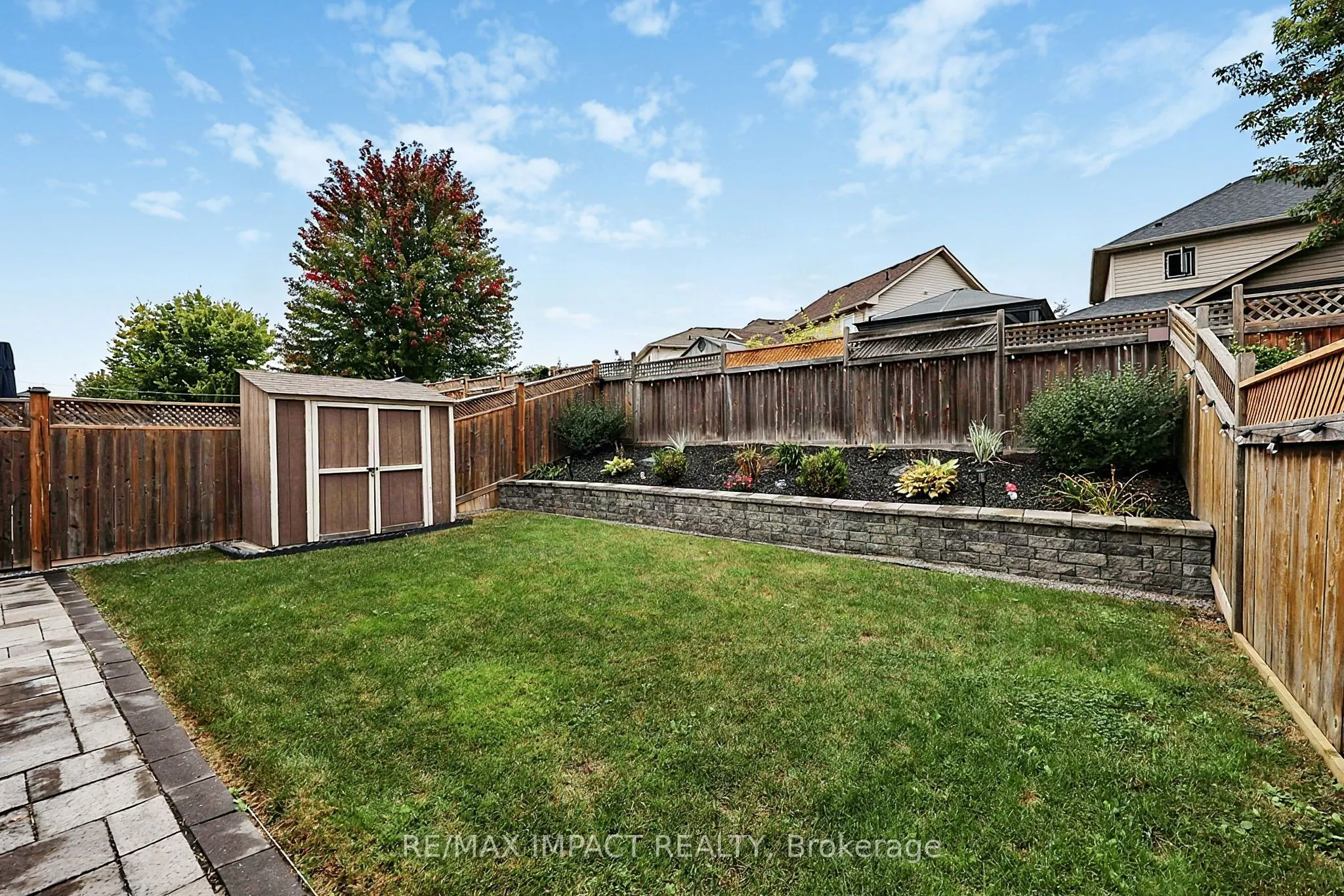 17 Holman Court