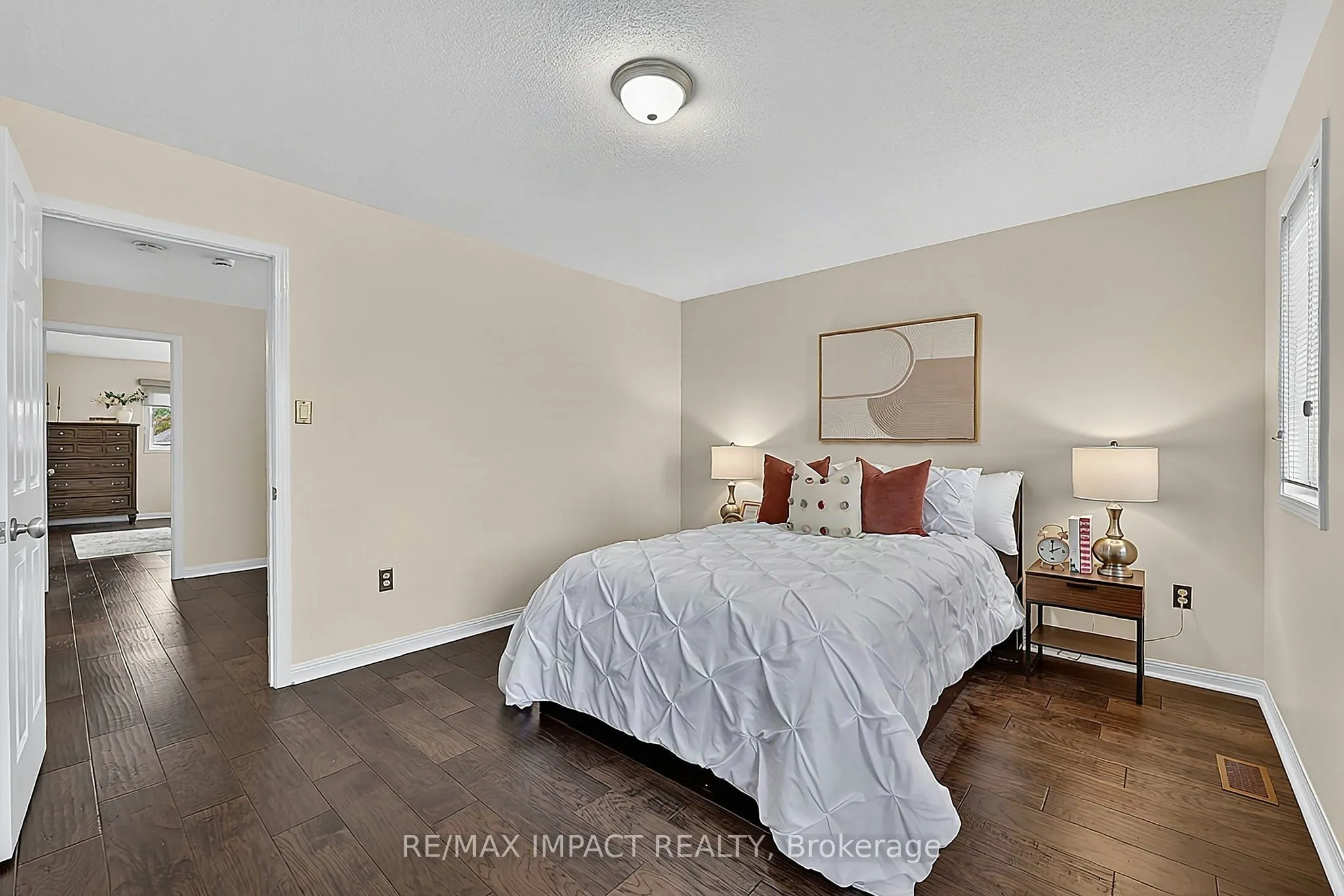 17 Holman Court