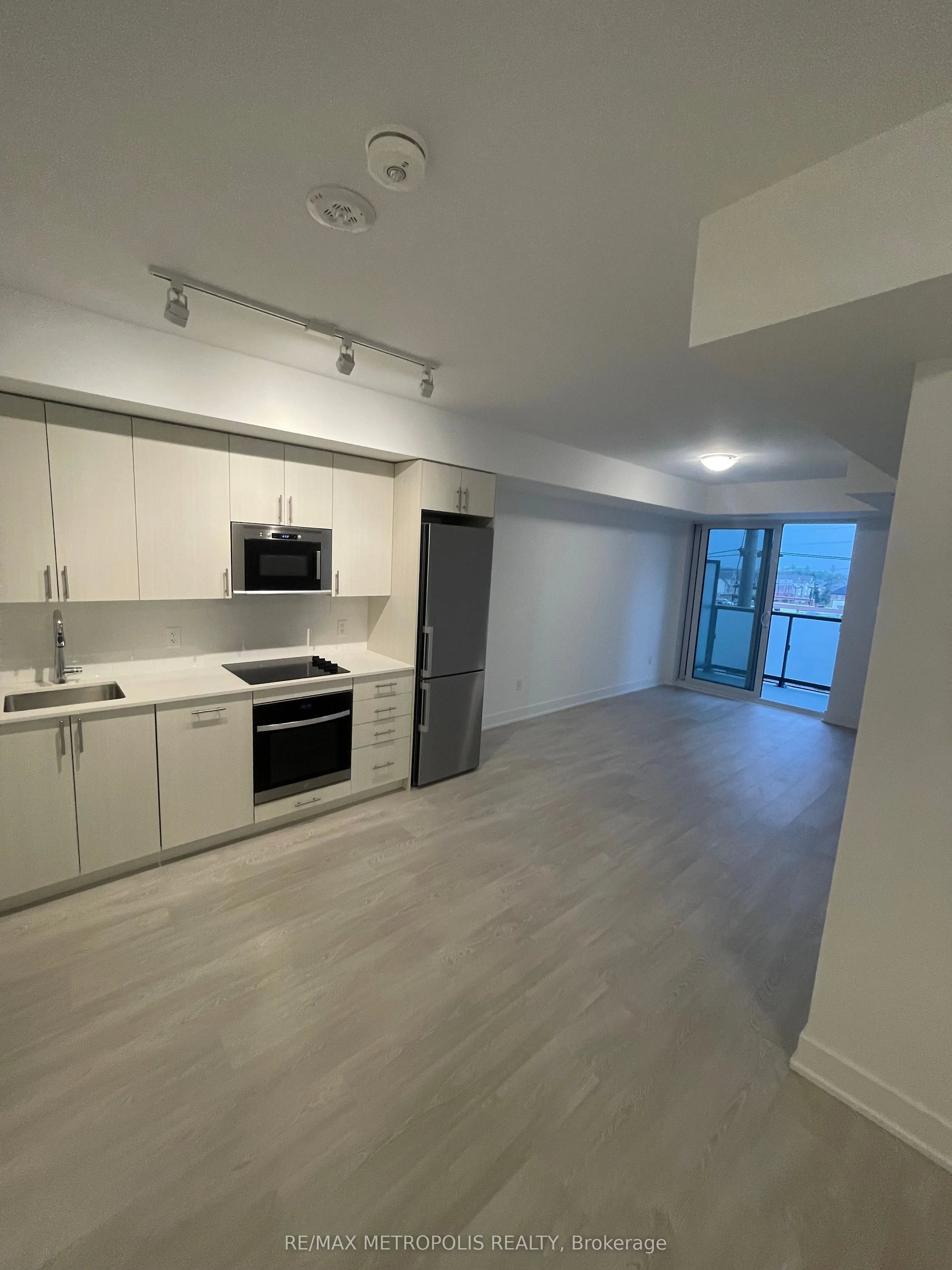 2545 Simcoe Street N #413