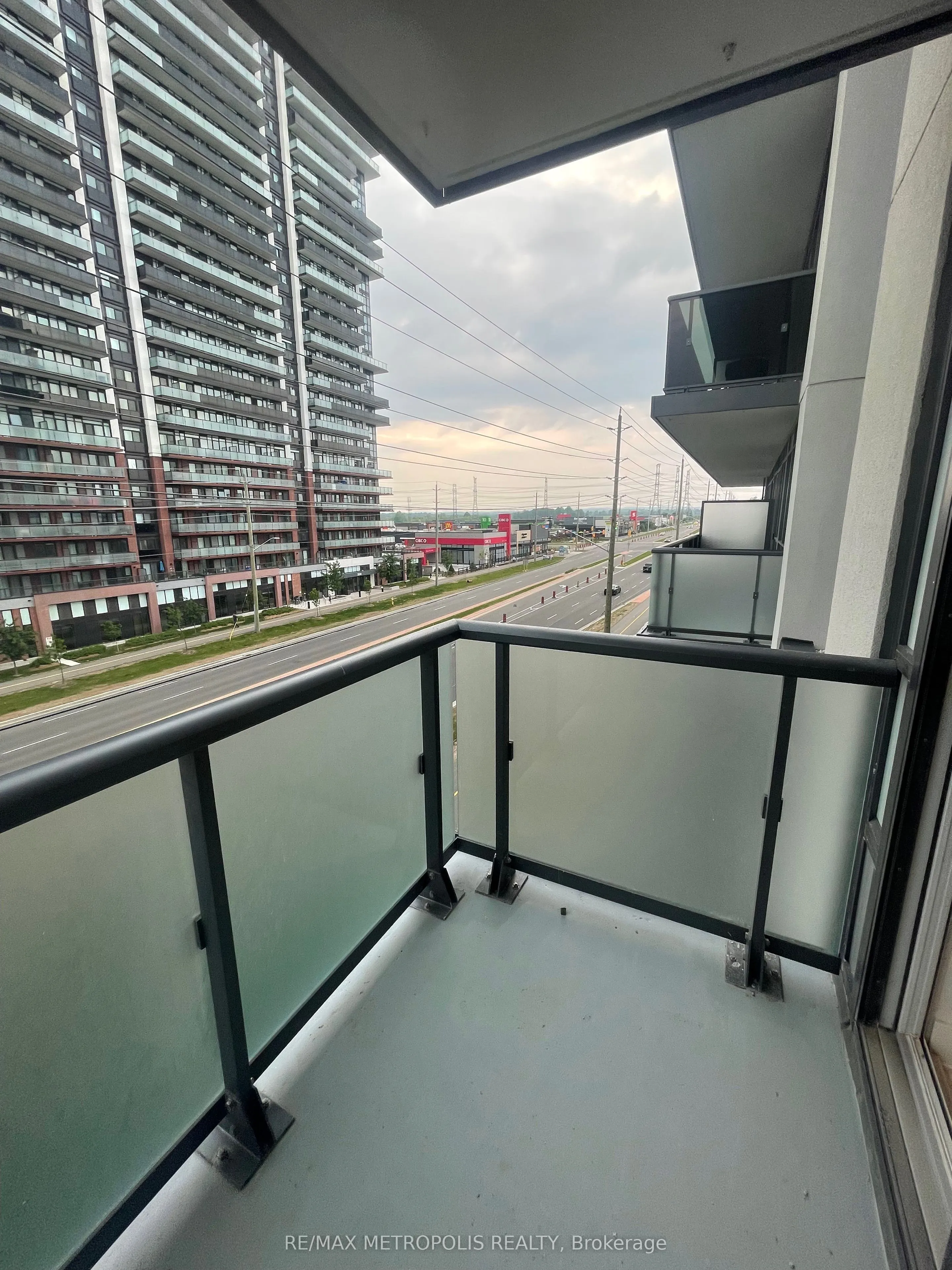 2545 Simcoe Street N #413