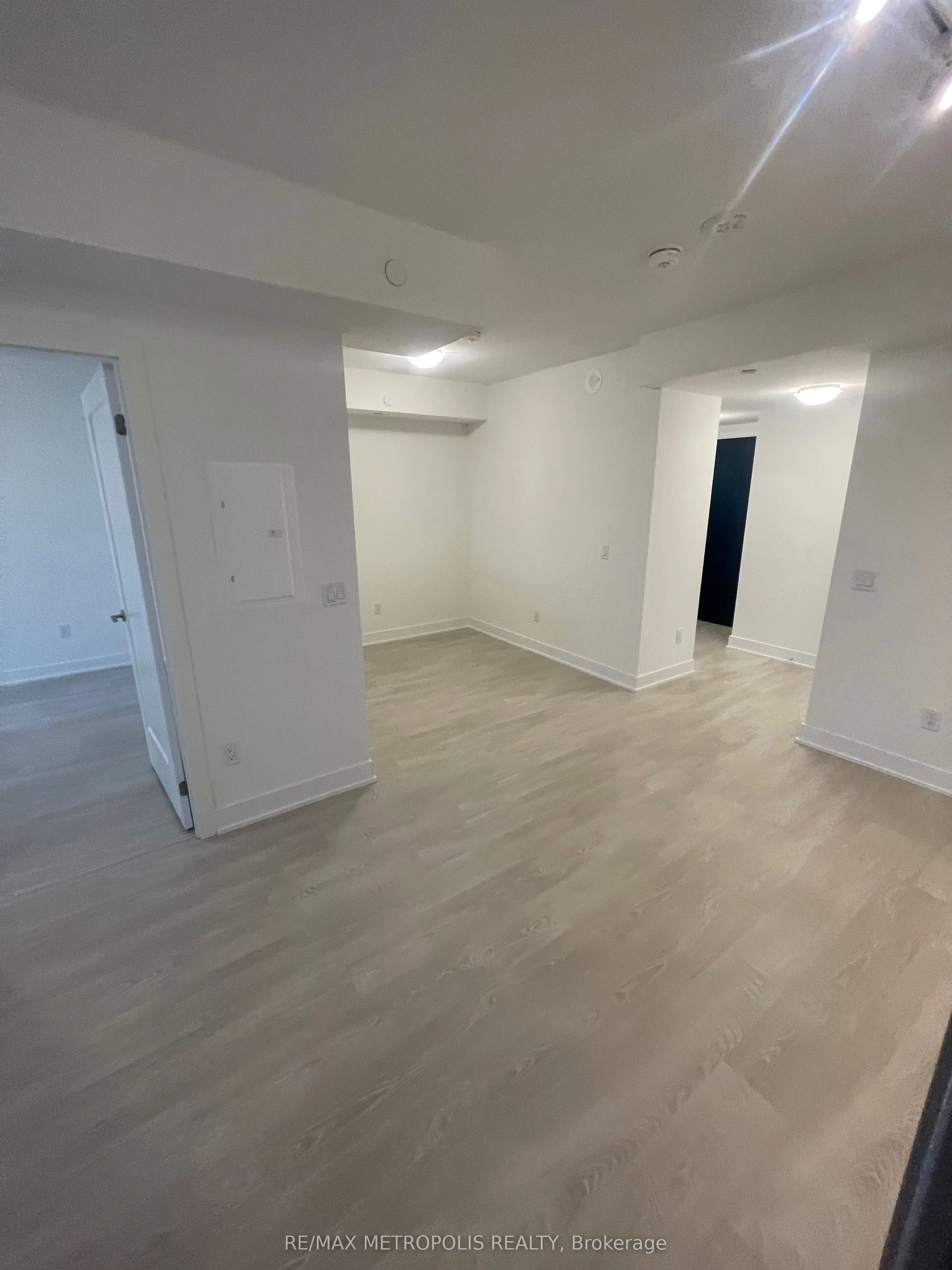 2545 Simcoe Street N #413