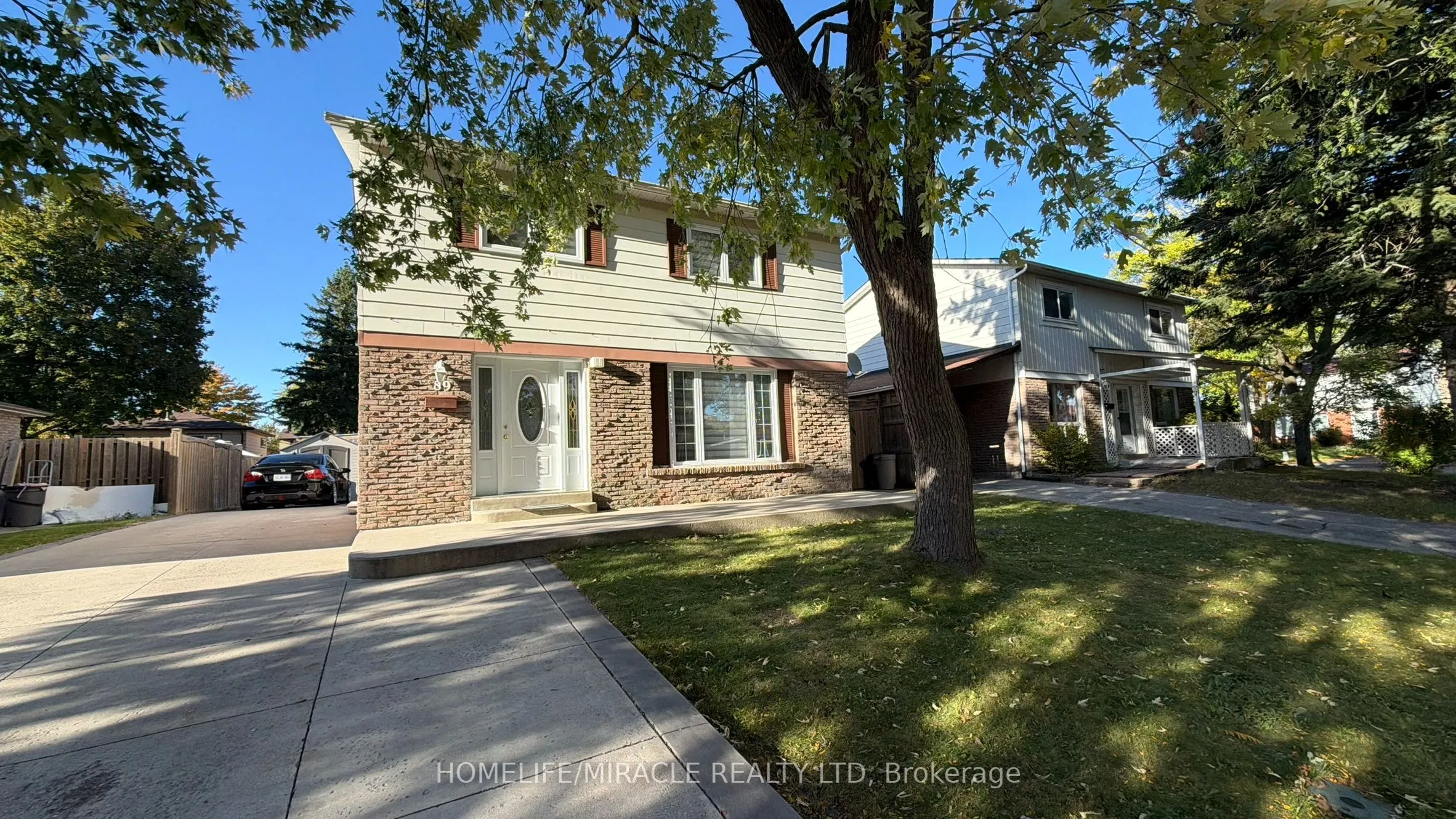 89 Dunsfold Drive