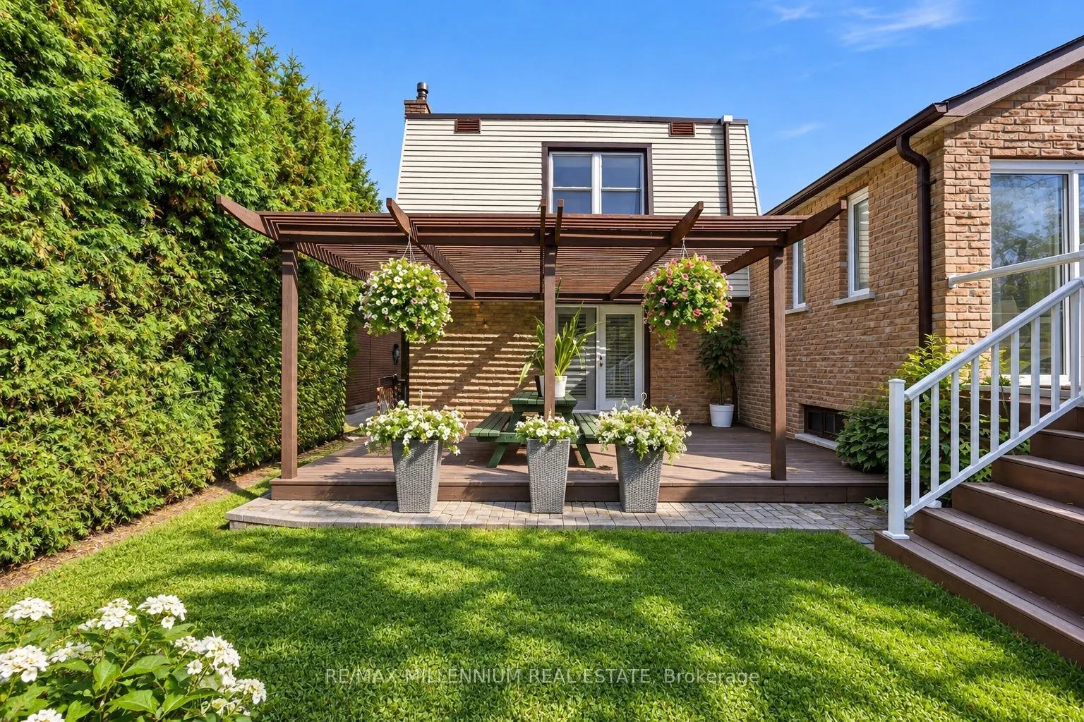 1855 Malden Crescent