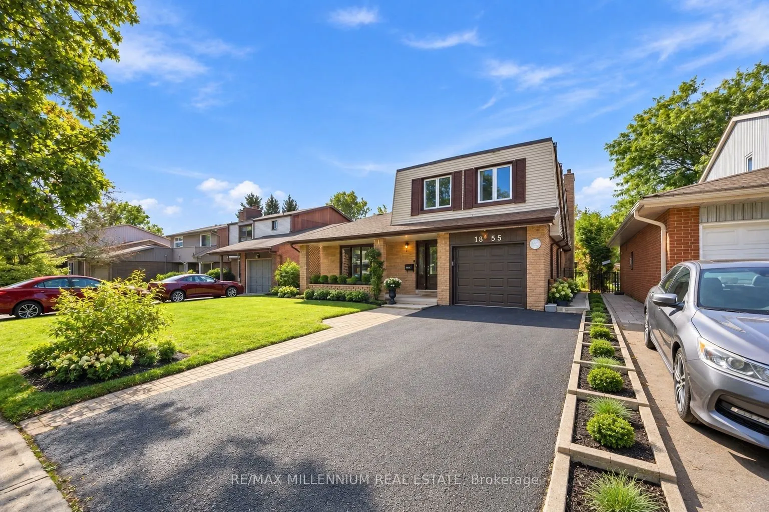 1855 Malden Crescent