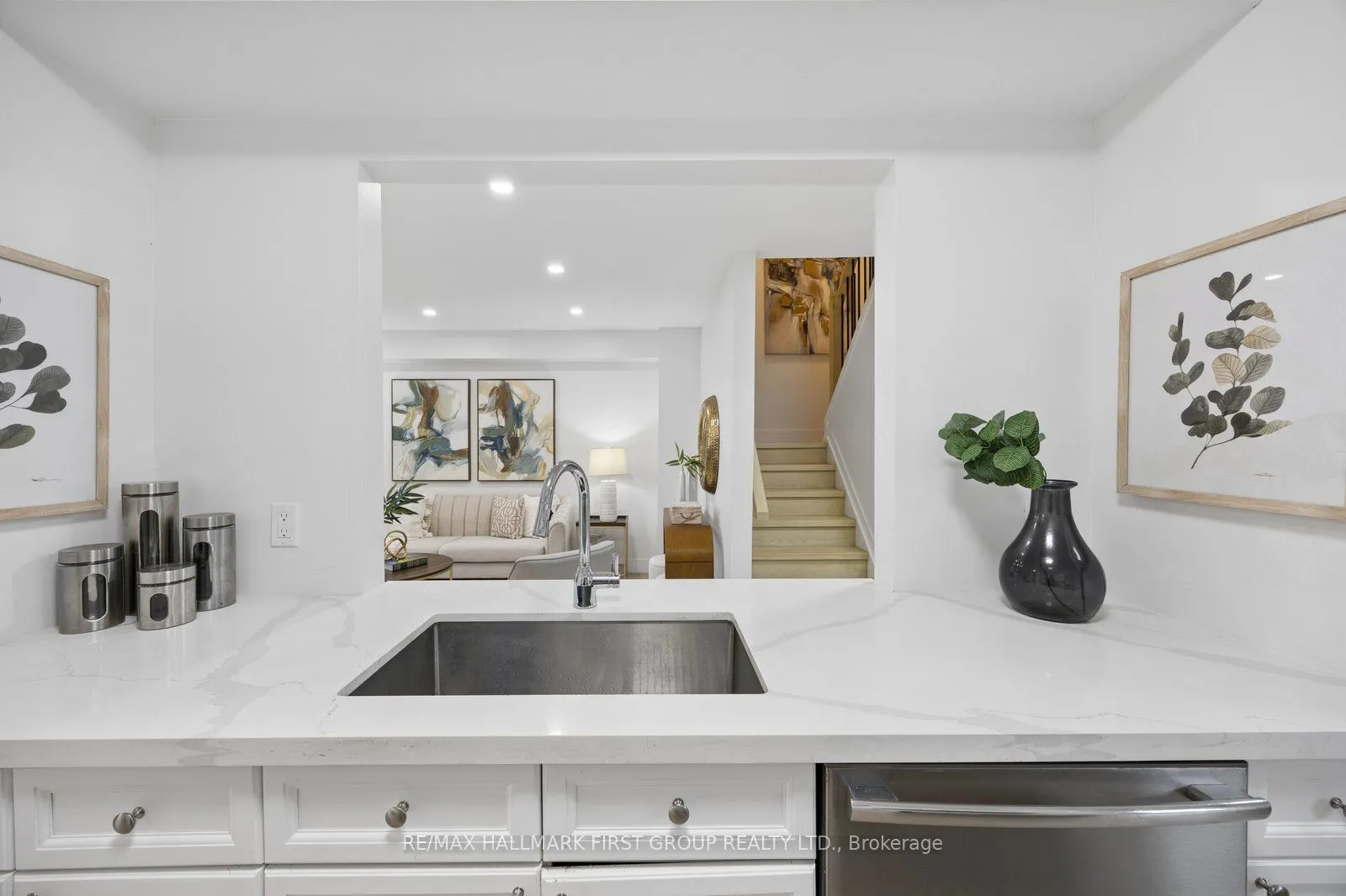 4 Lowder Place
