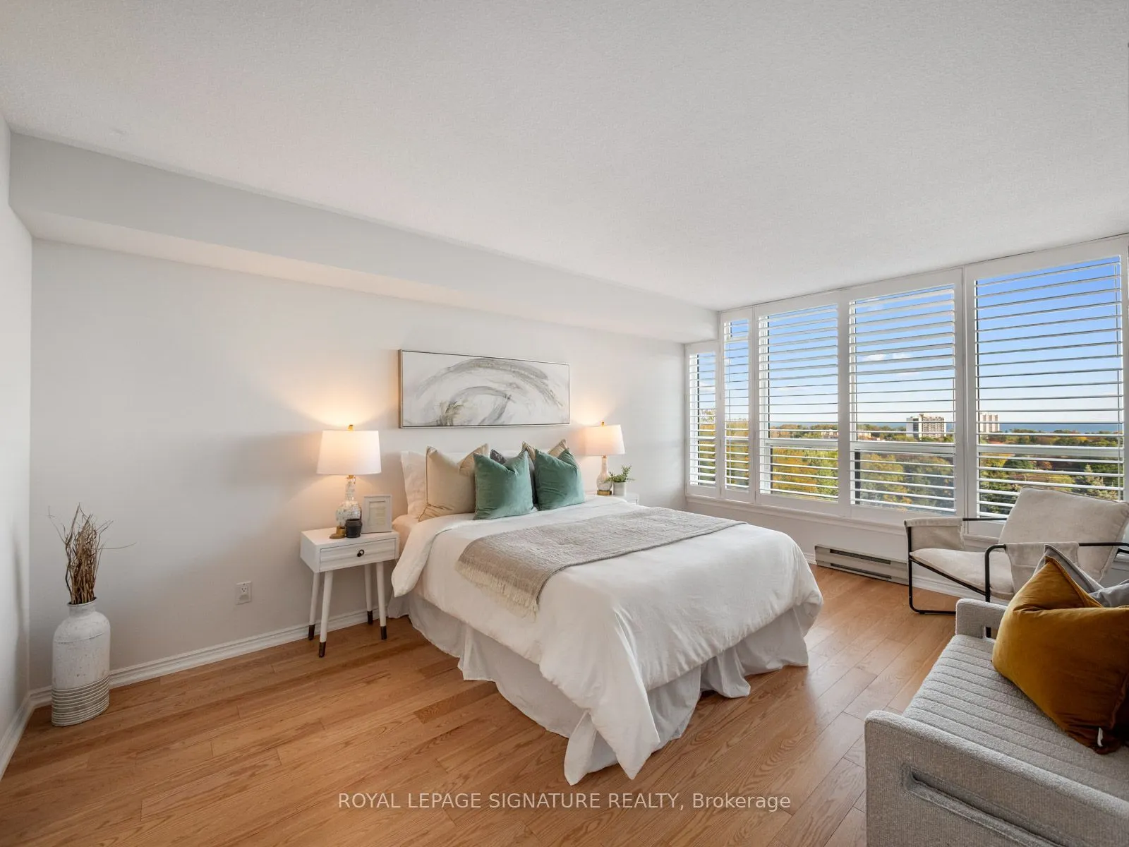 20 Guildwood Parkway #612