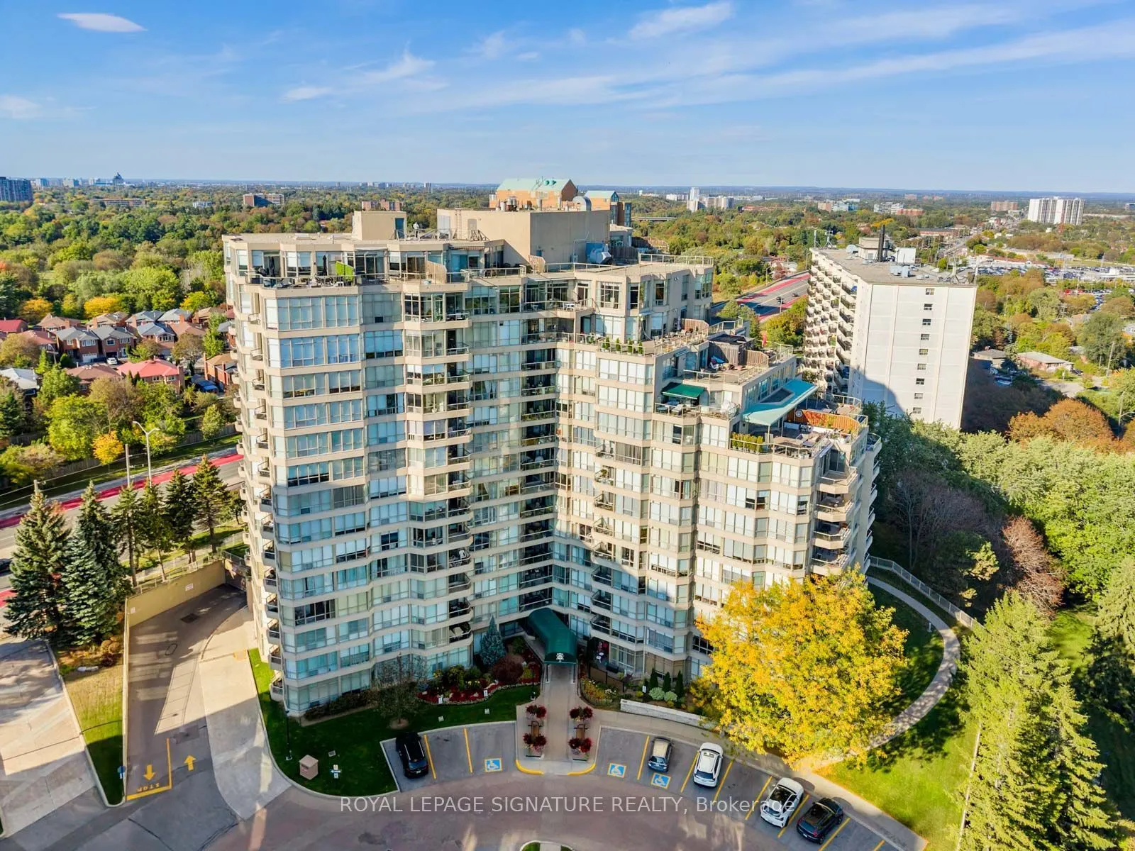 20 Guildwood Parkway #612