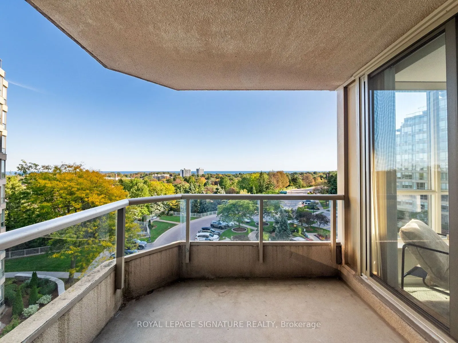 20 Guildwood Parkway #612