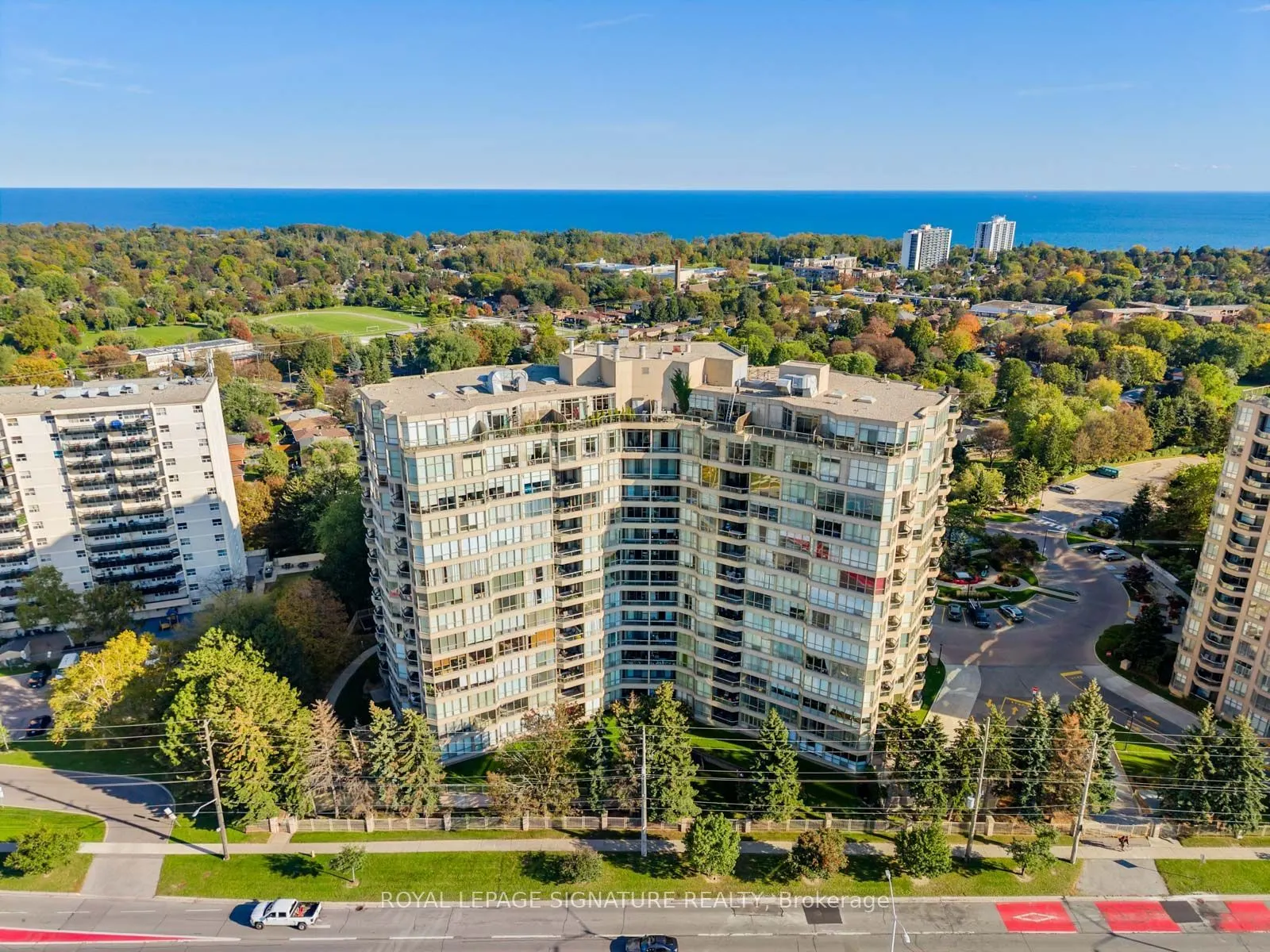 20 Guildwood Parkway #612