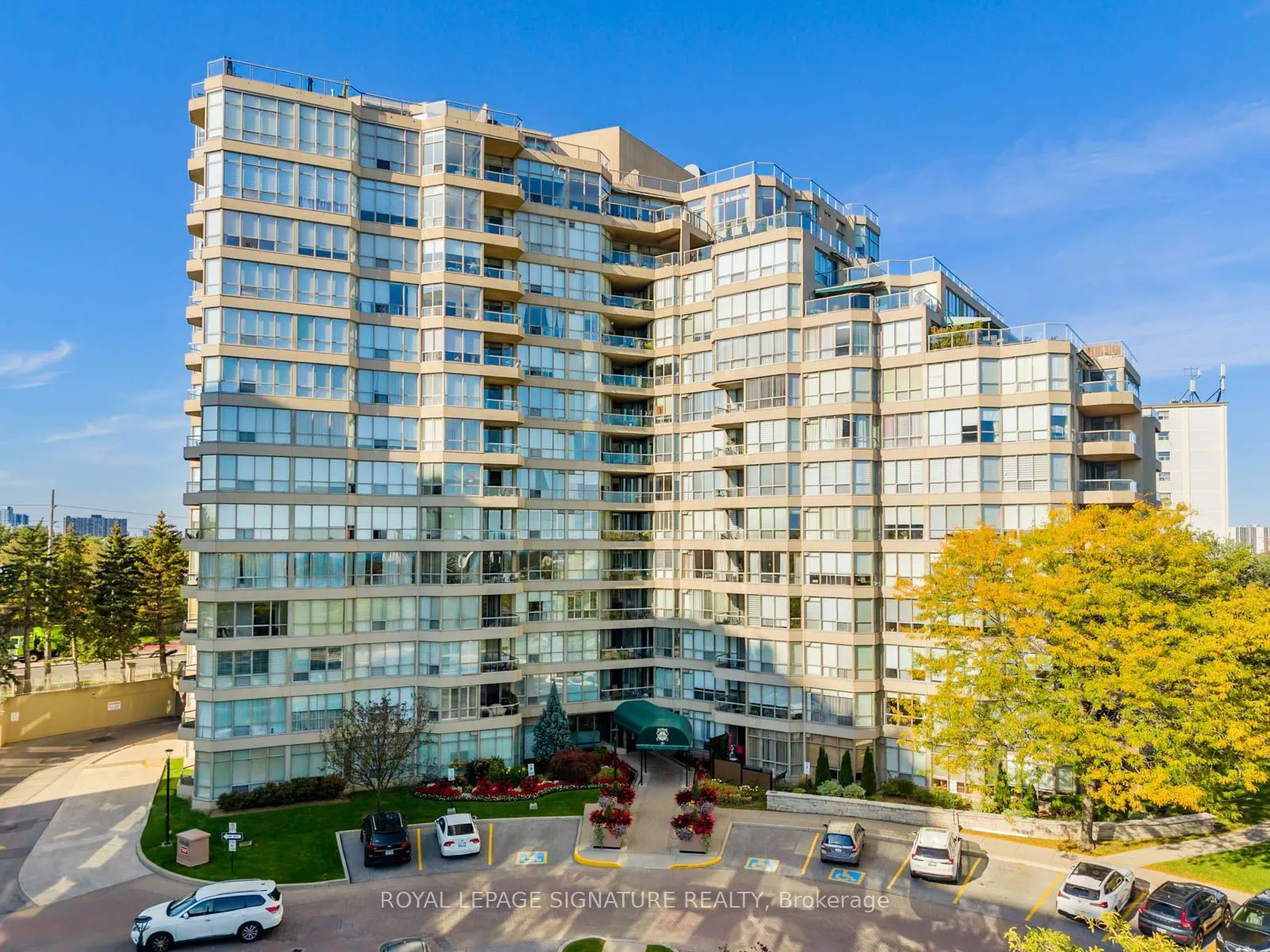 20 Guildwood Parkway #612