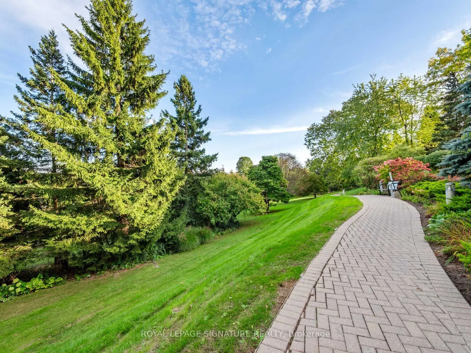 20 Guildwood Parkway #612