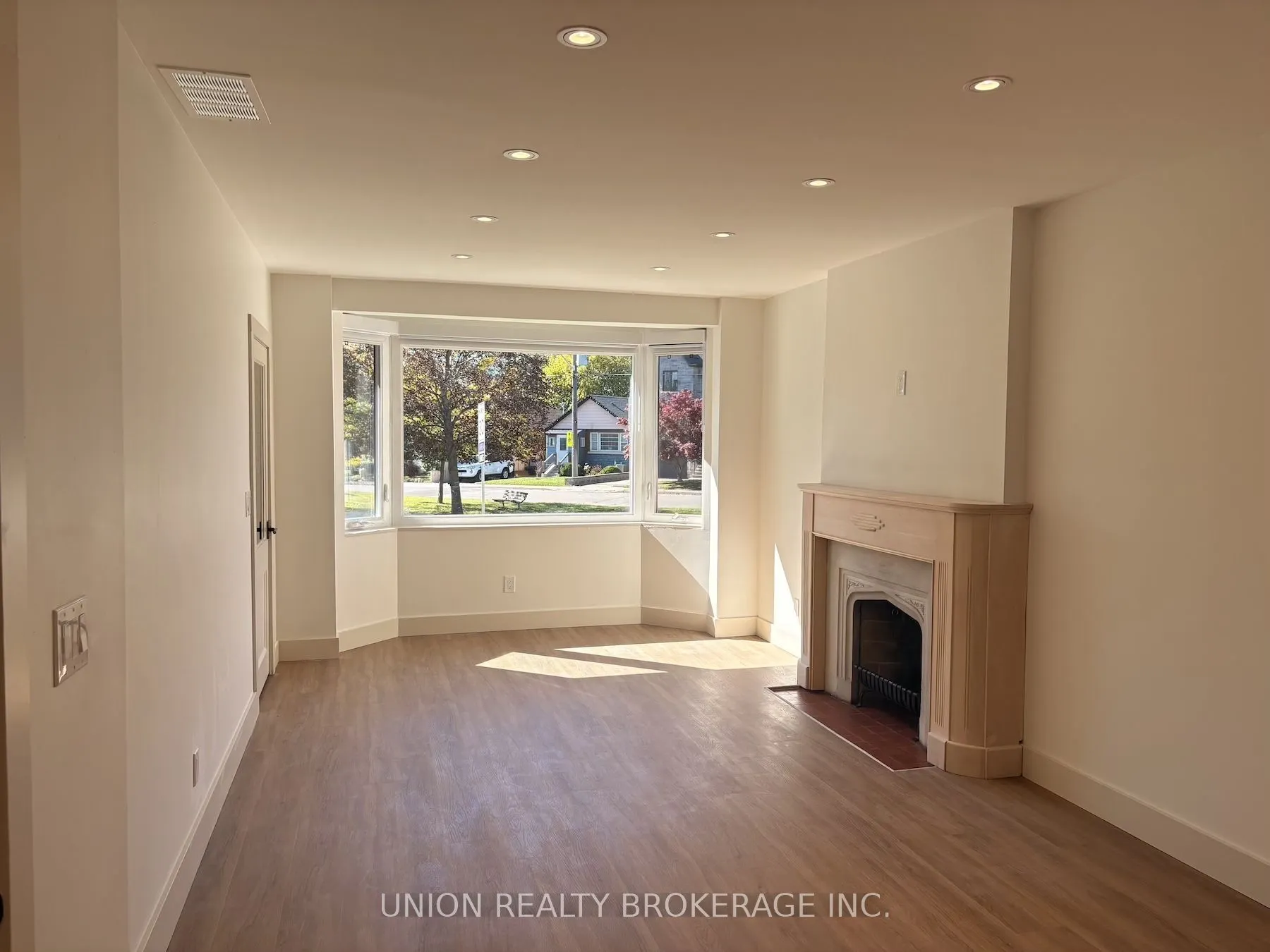 35 Elmview Drive #Main