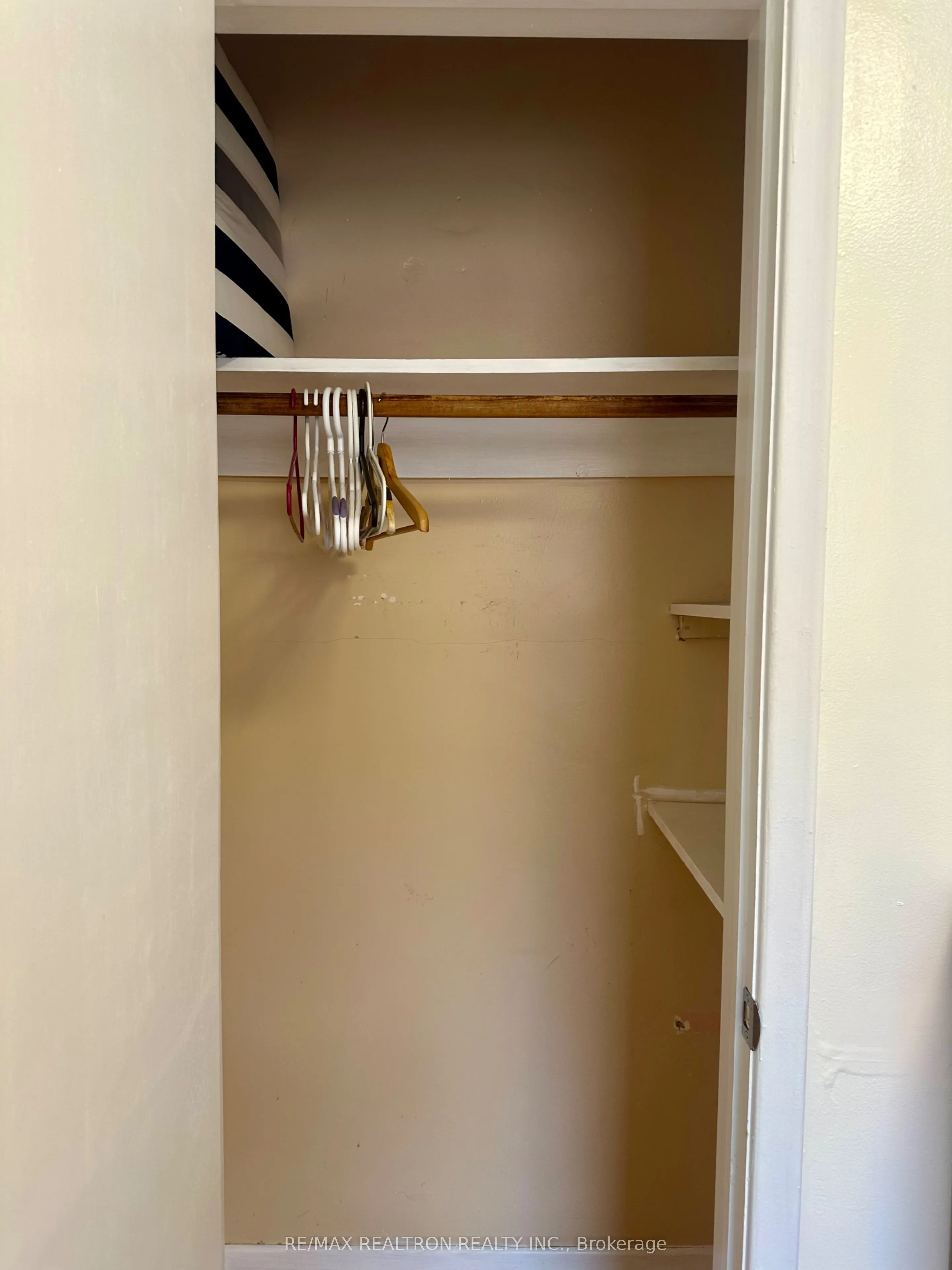 215 Poplar Road