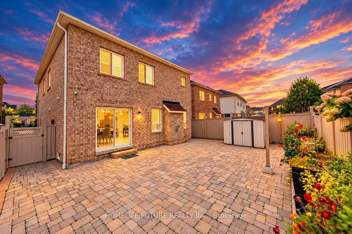 25 Thackery Drive