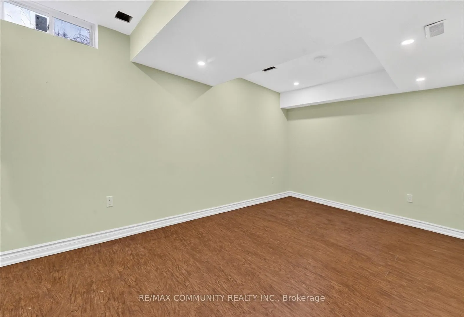 1550 Bruny Avenue #Main