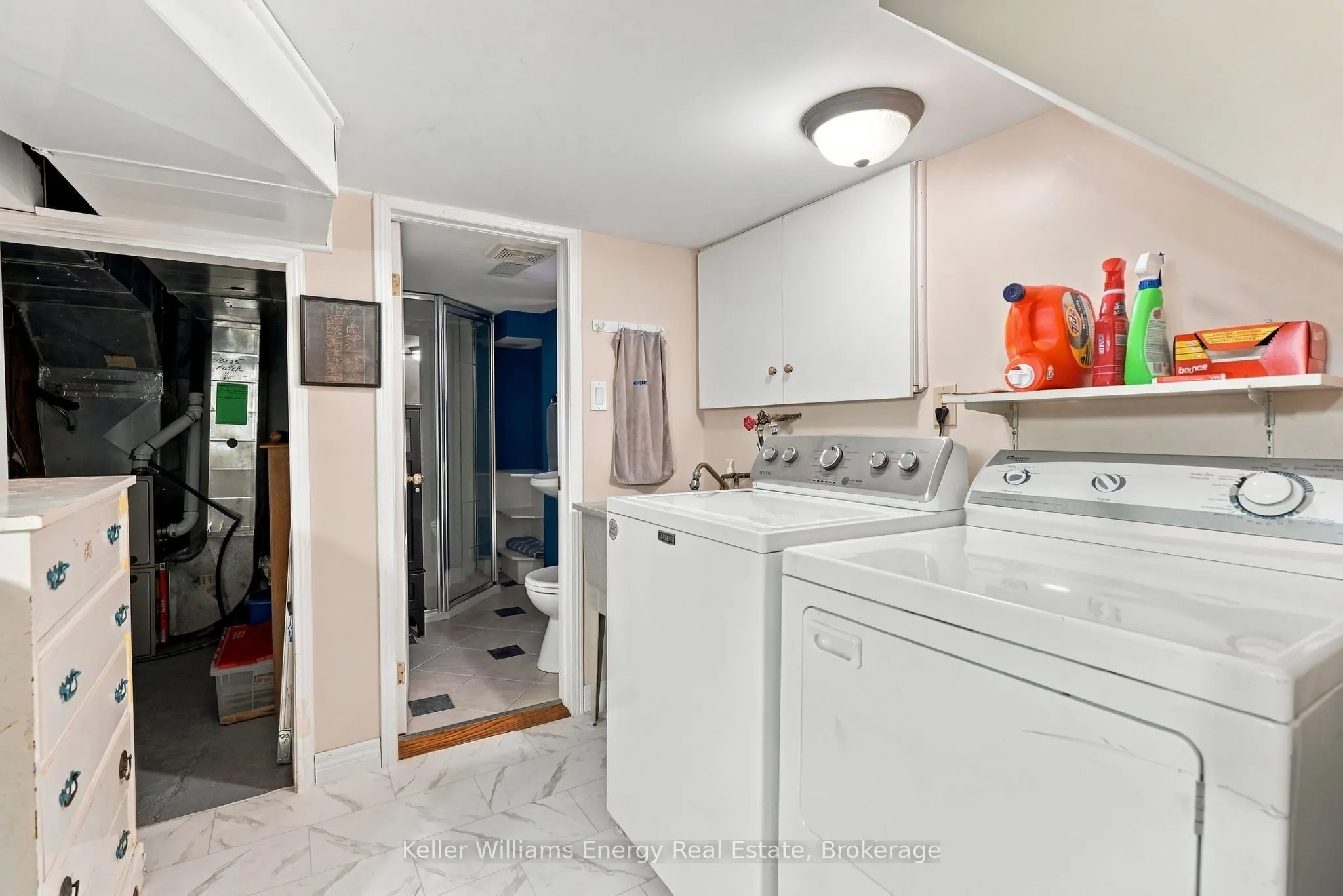 256 Grooms Avenue