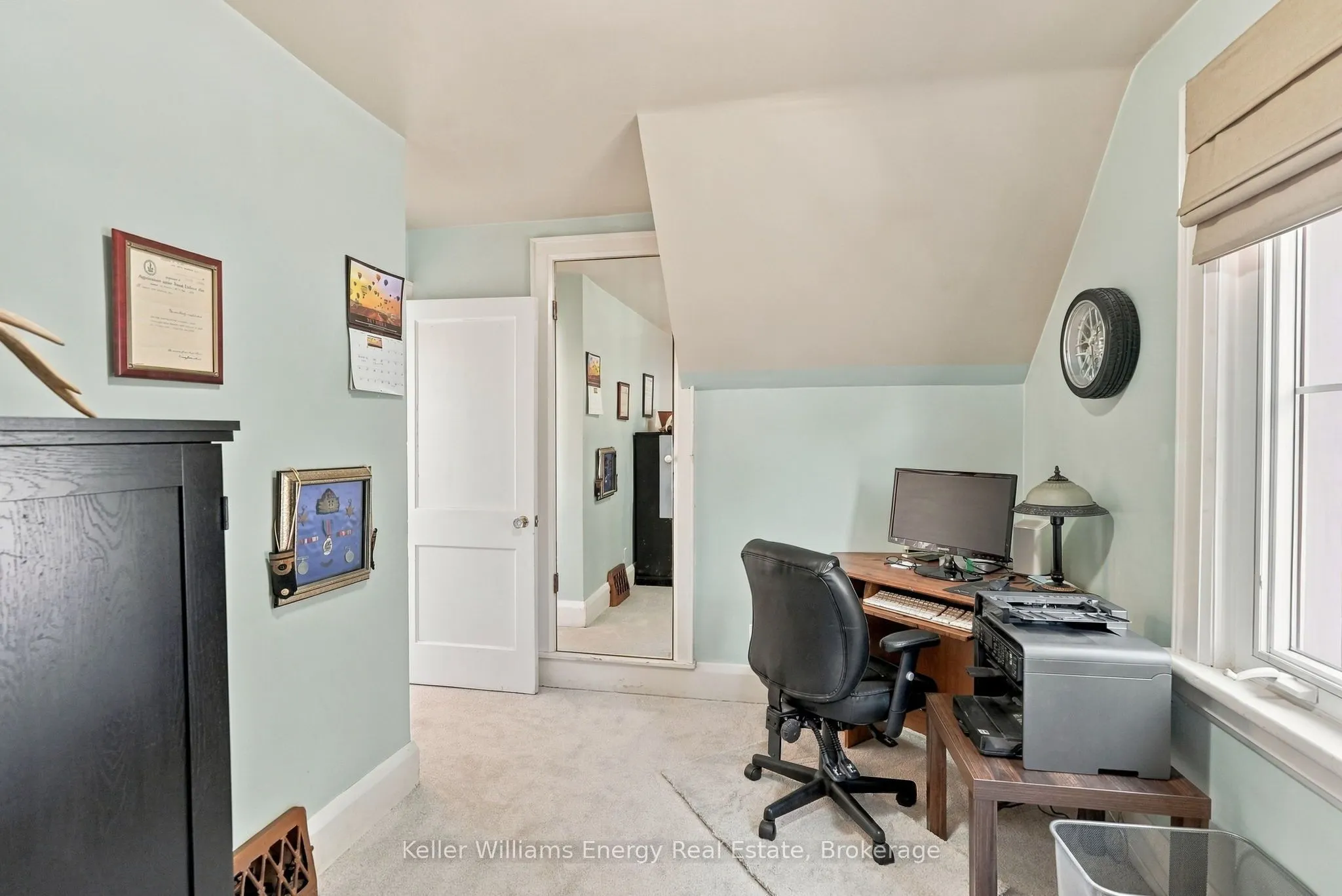 256 Grooms Avenue