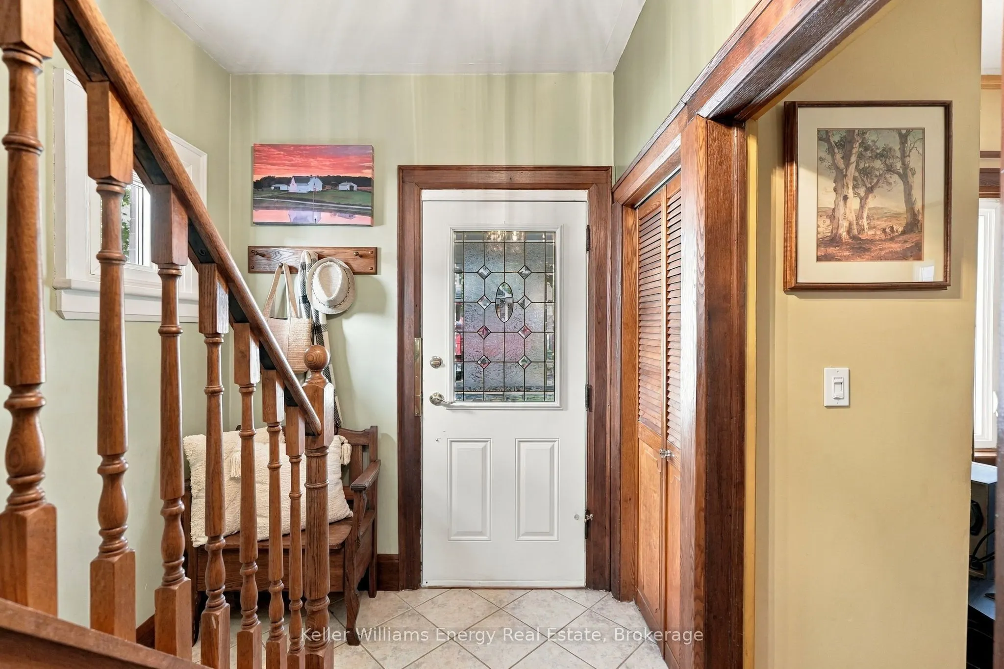 256 Grooms Avenue