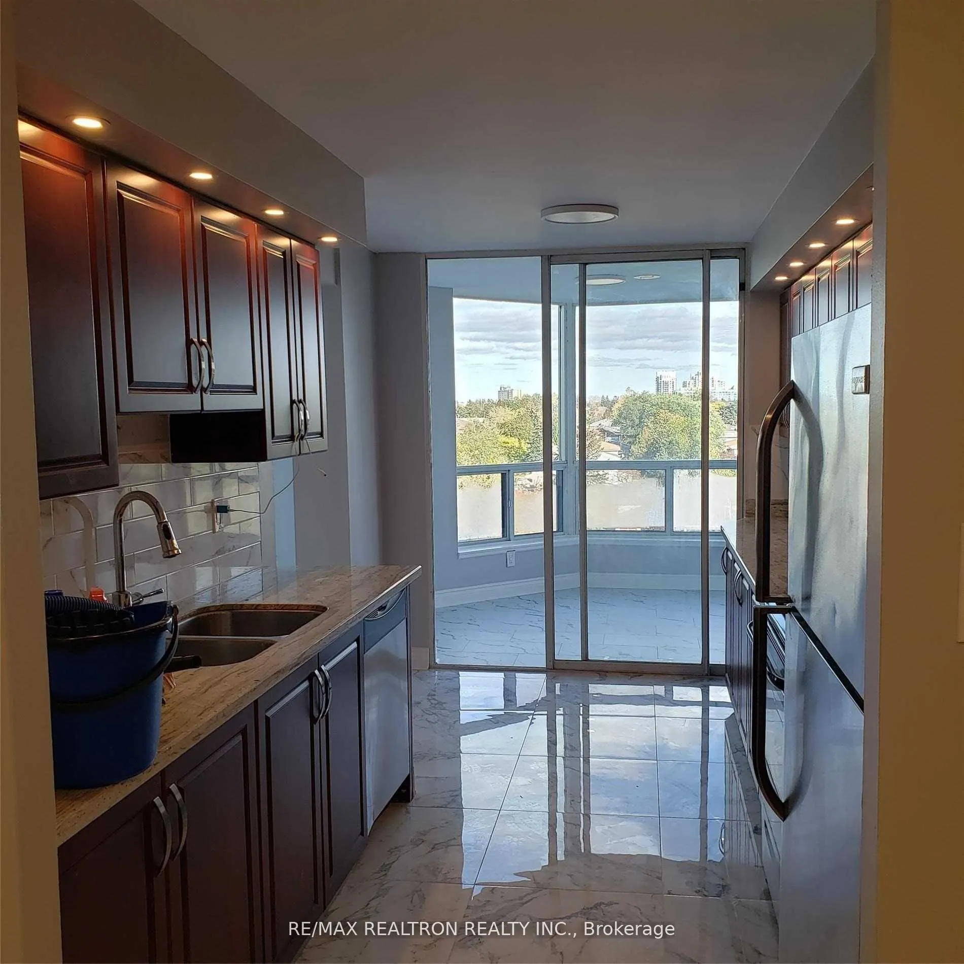 4727 Sheppard Avenue E #704