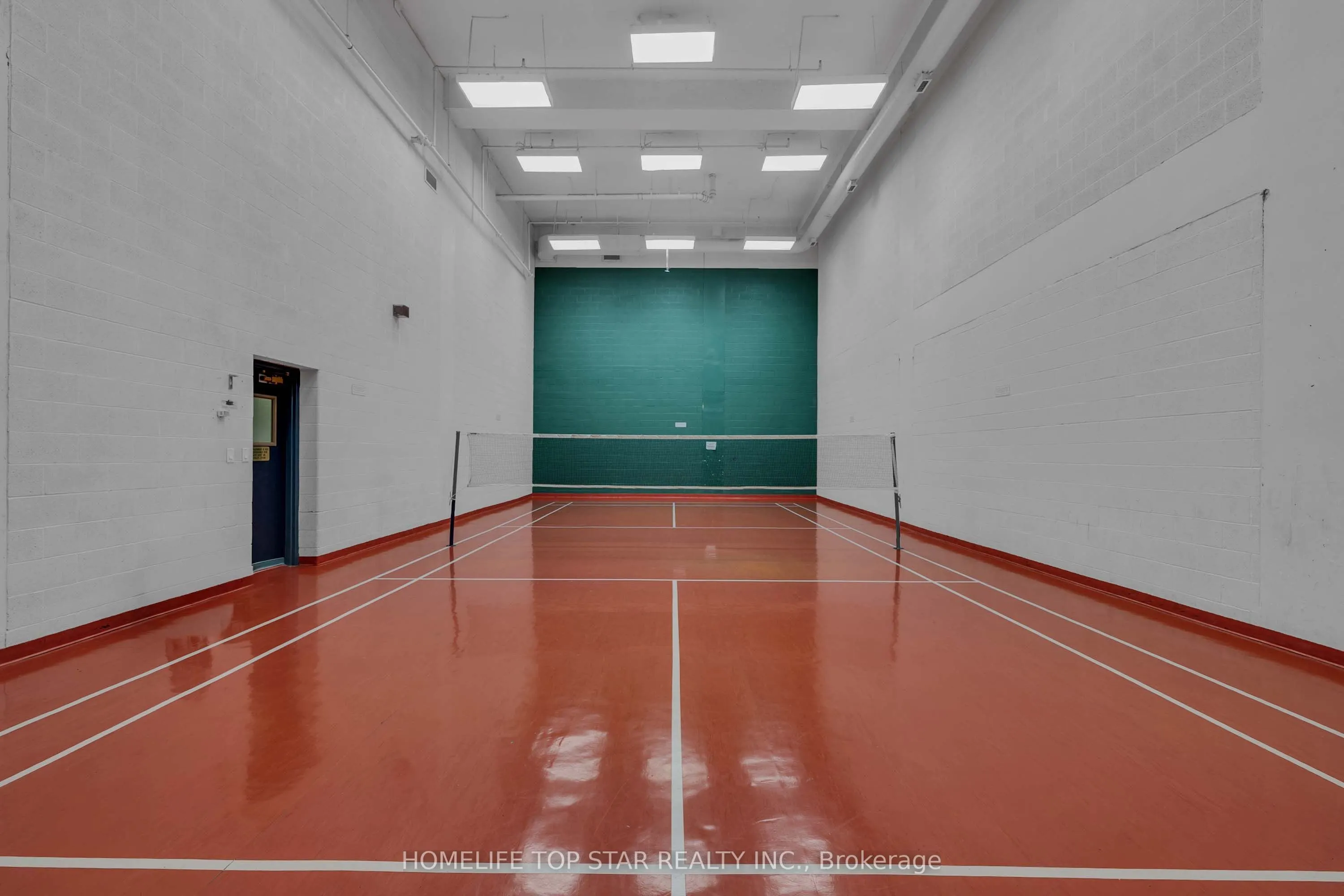 8 Lee Centre Drive #1011