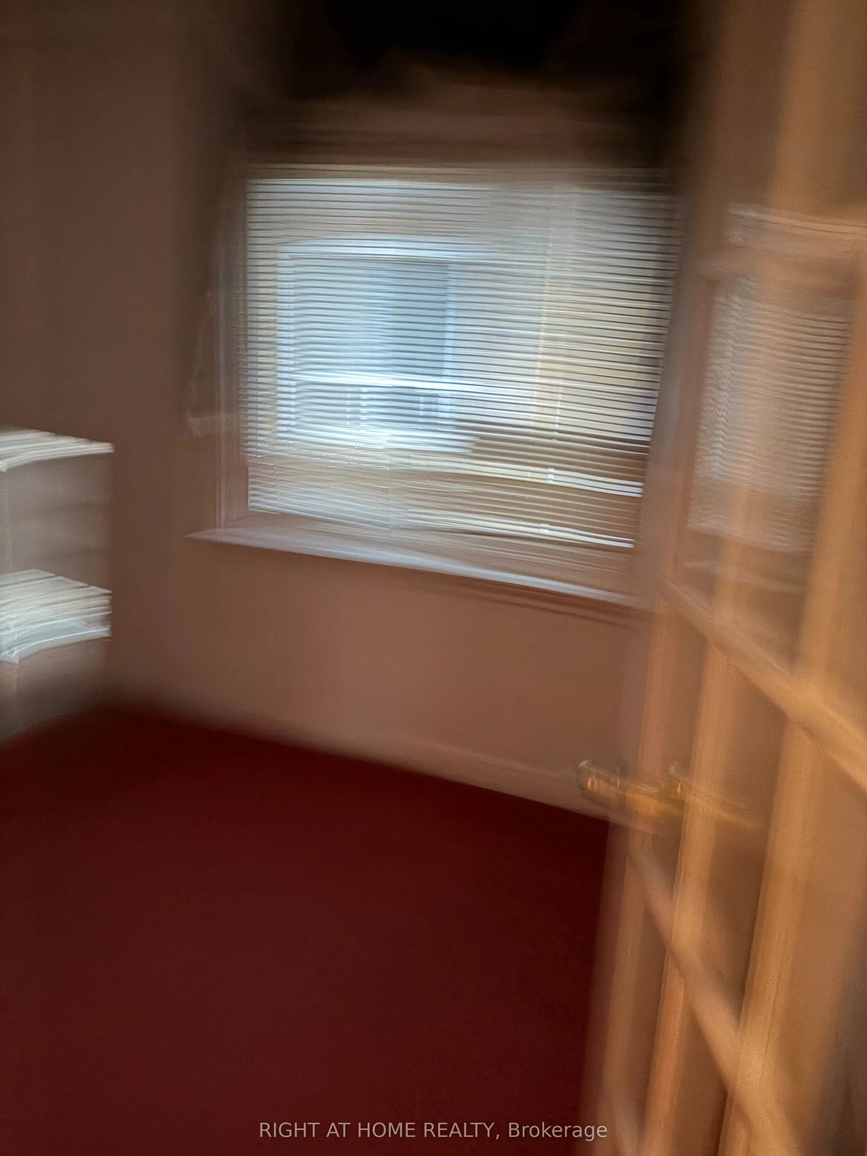 43 Ridgemoor Avenue #Main Floor