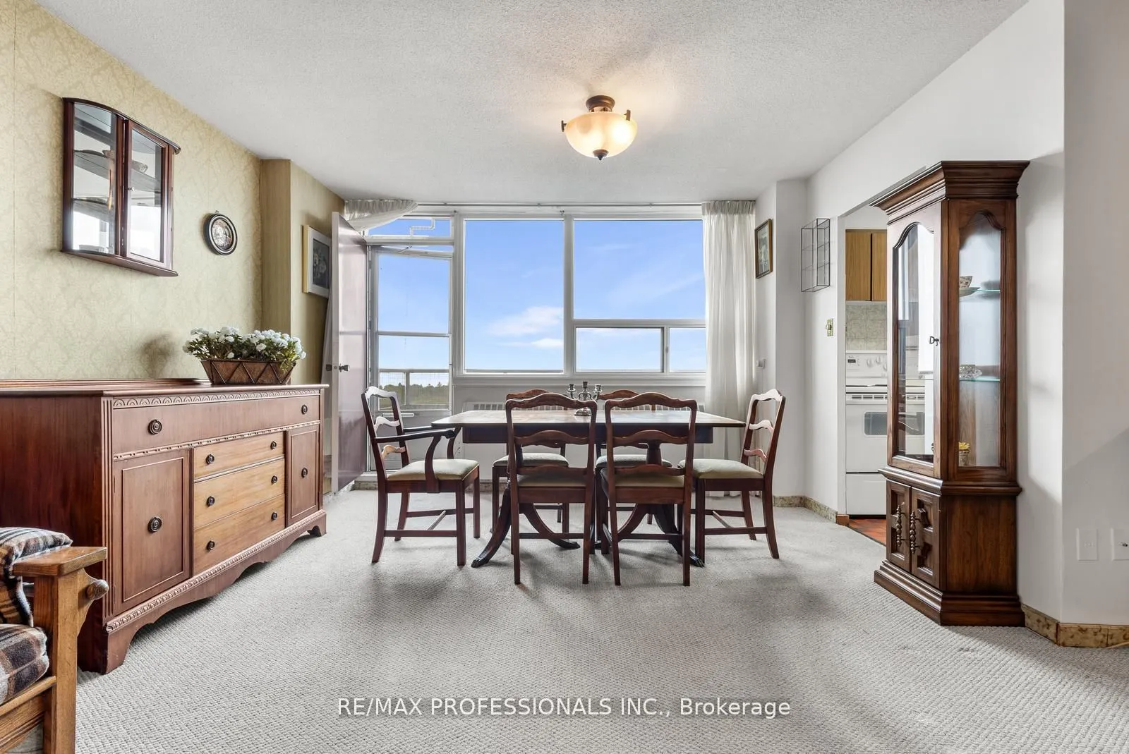 180 Markham Road #1704