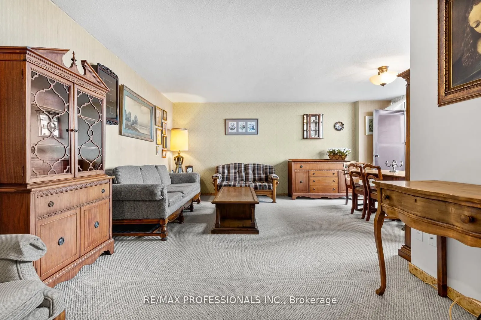 180 Markham Road #1704