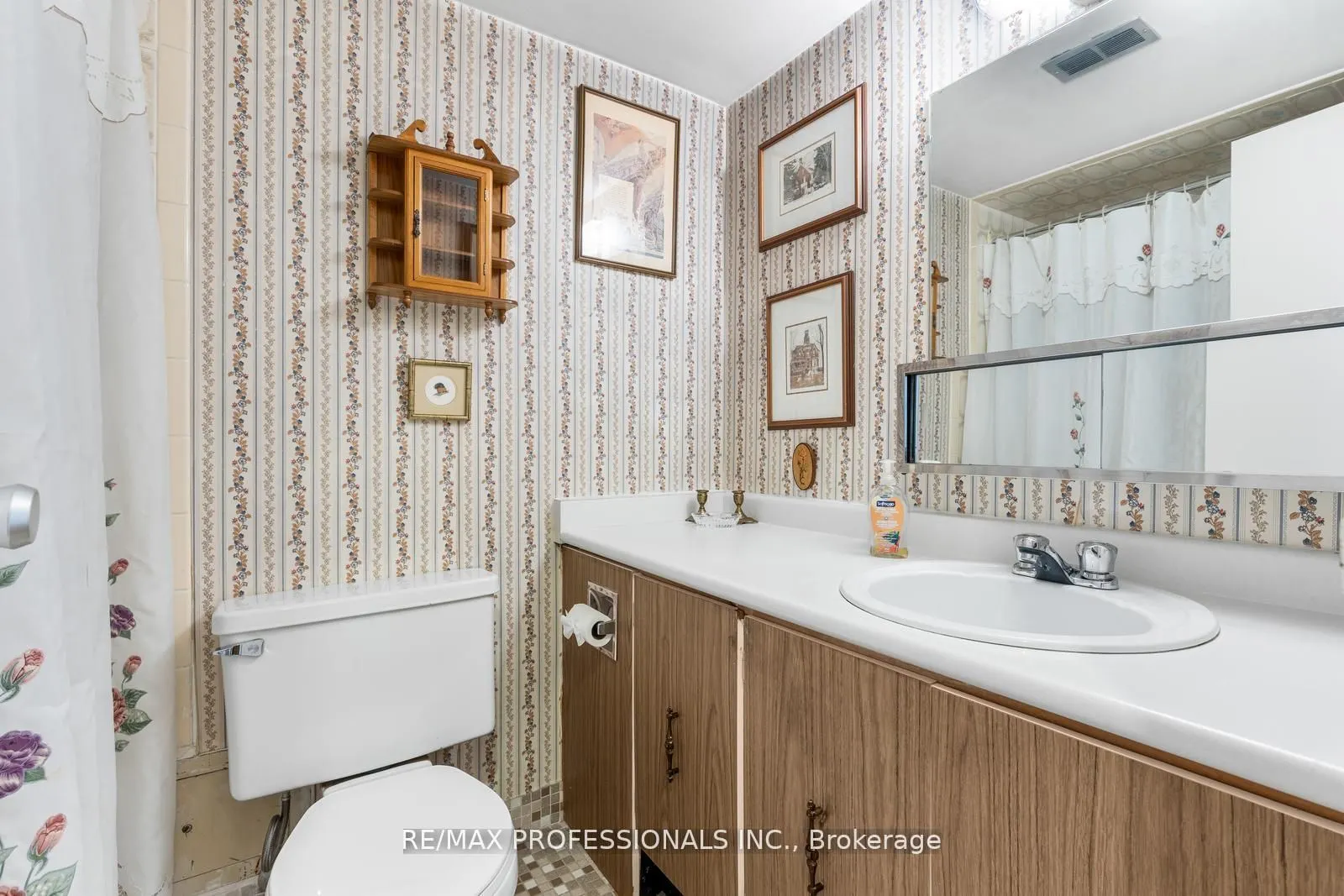 180 Markham Road #1704