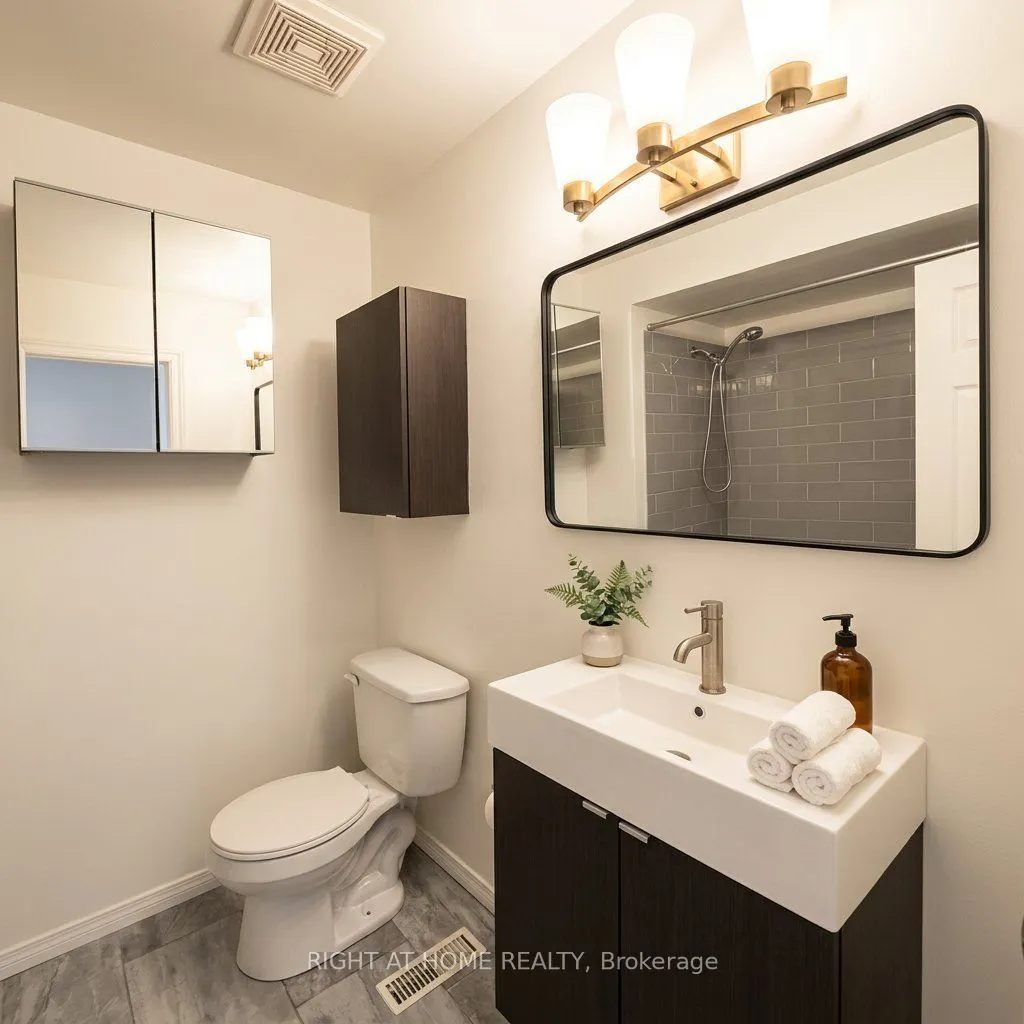 925 Bayly Street #7