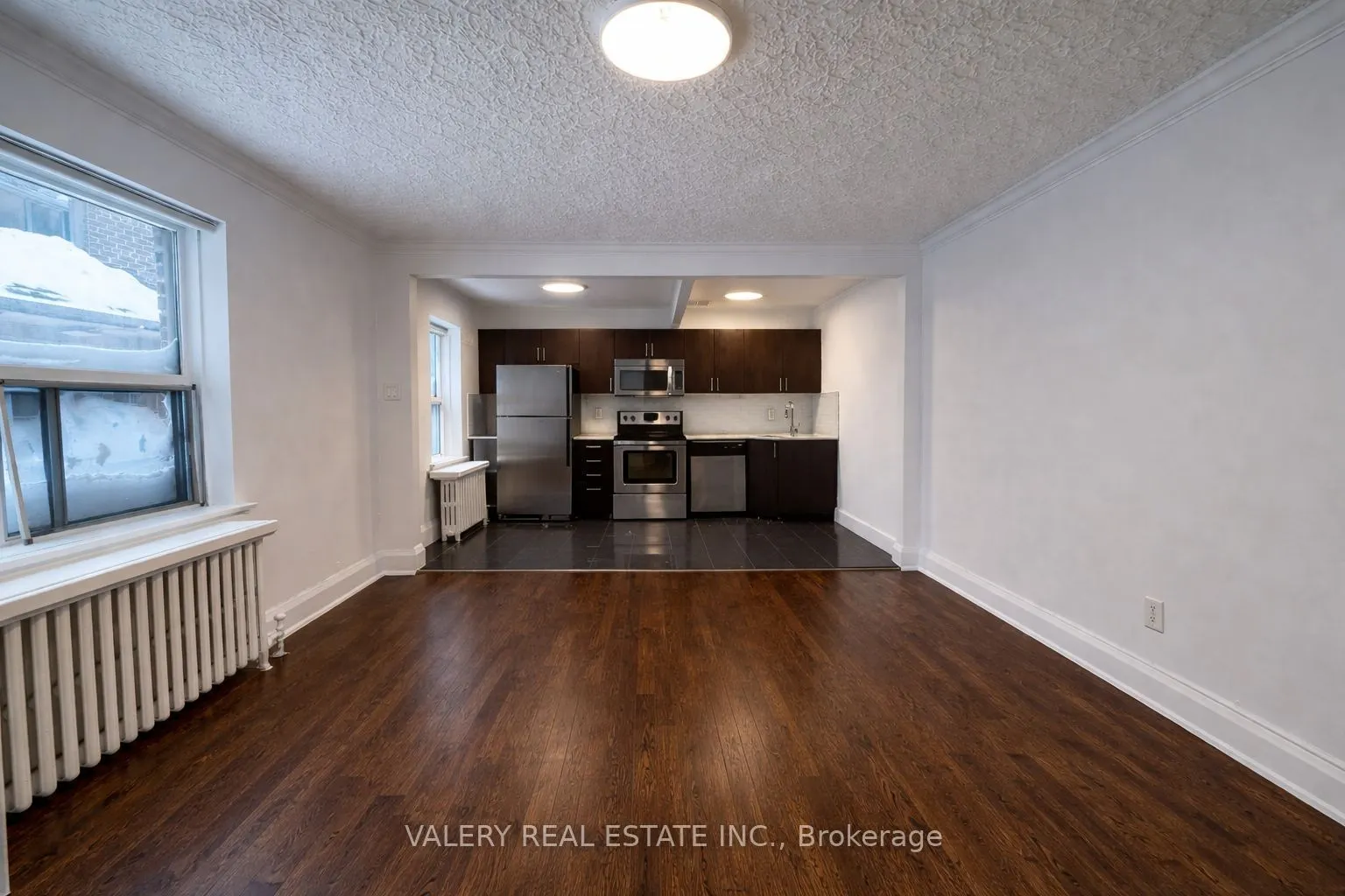 2404 Queen Street E #27