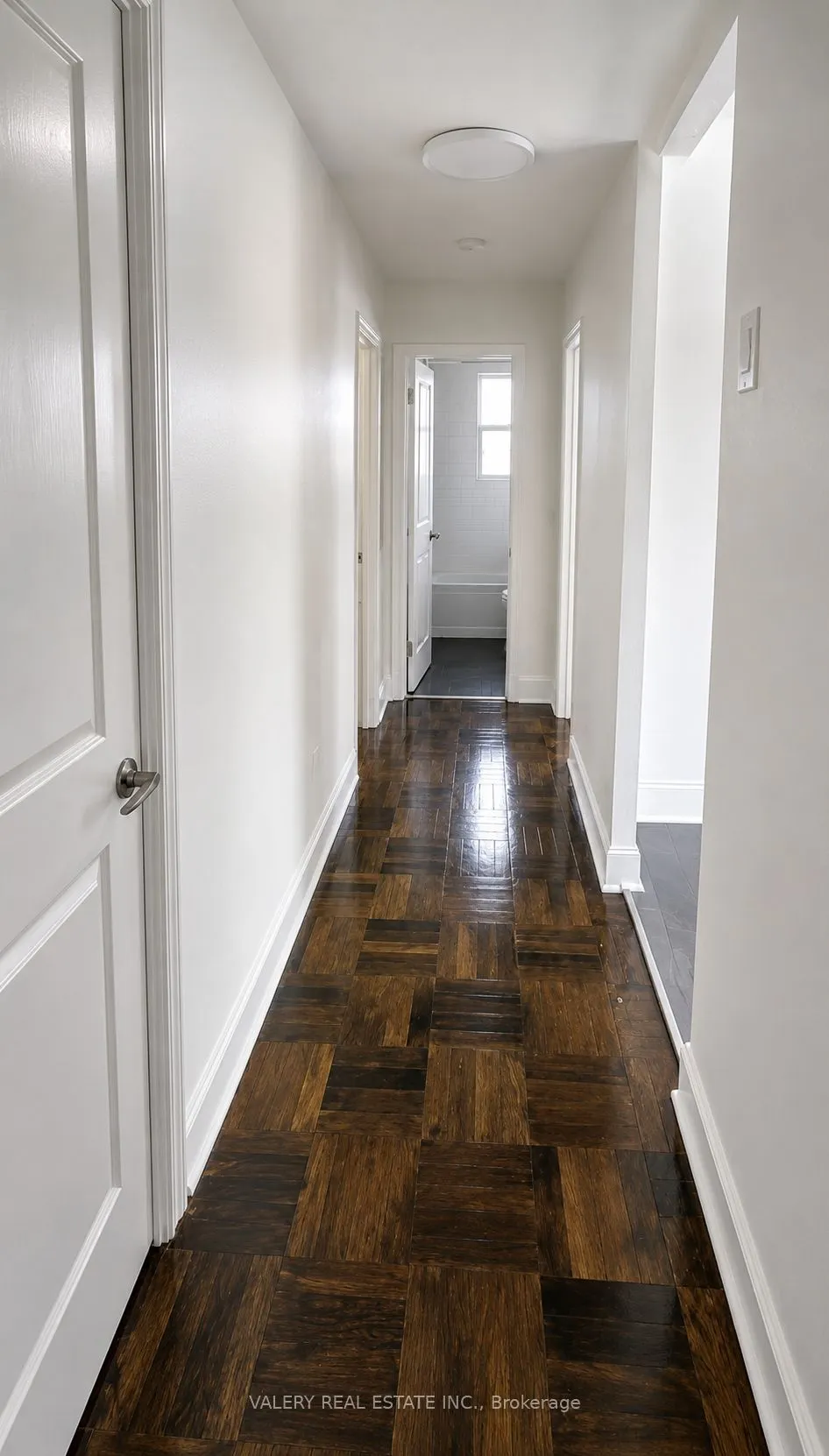 3015 Queen Street E #D7