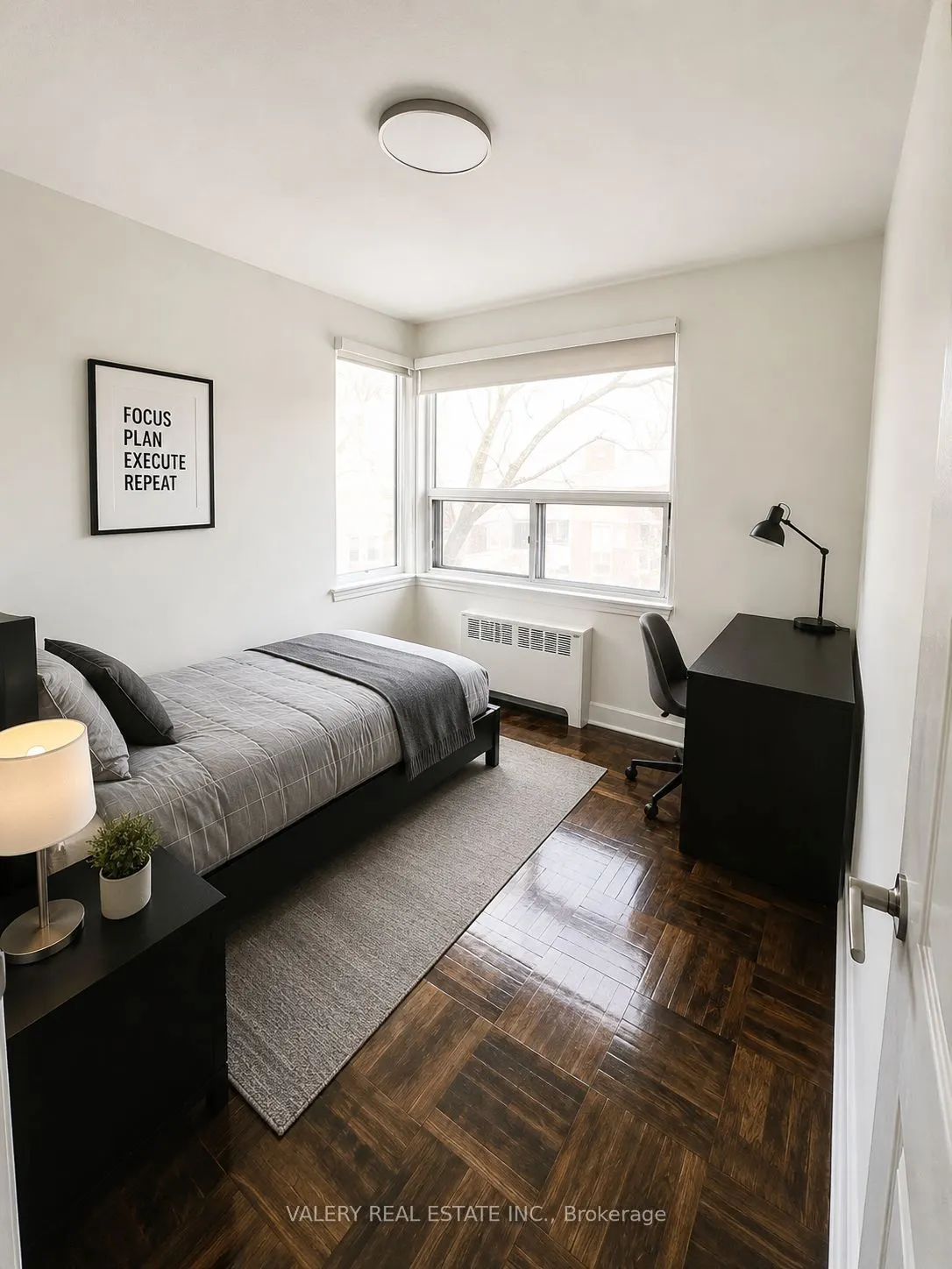 3015 Queen Street E #D7