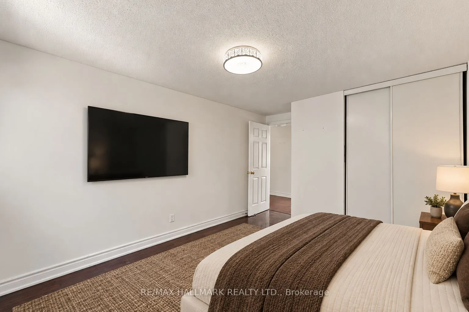 50 Verne Crescent #42