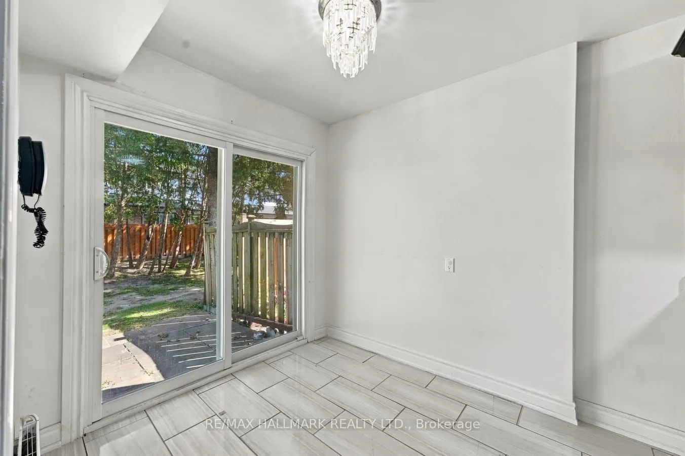 50 Verne Crescent #42