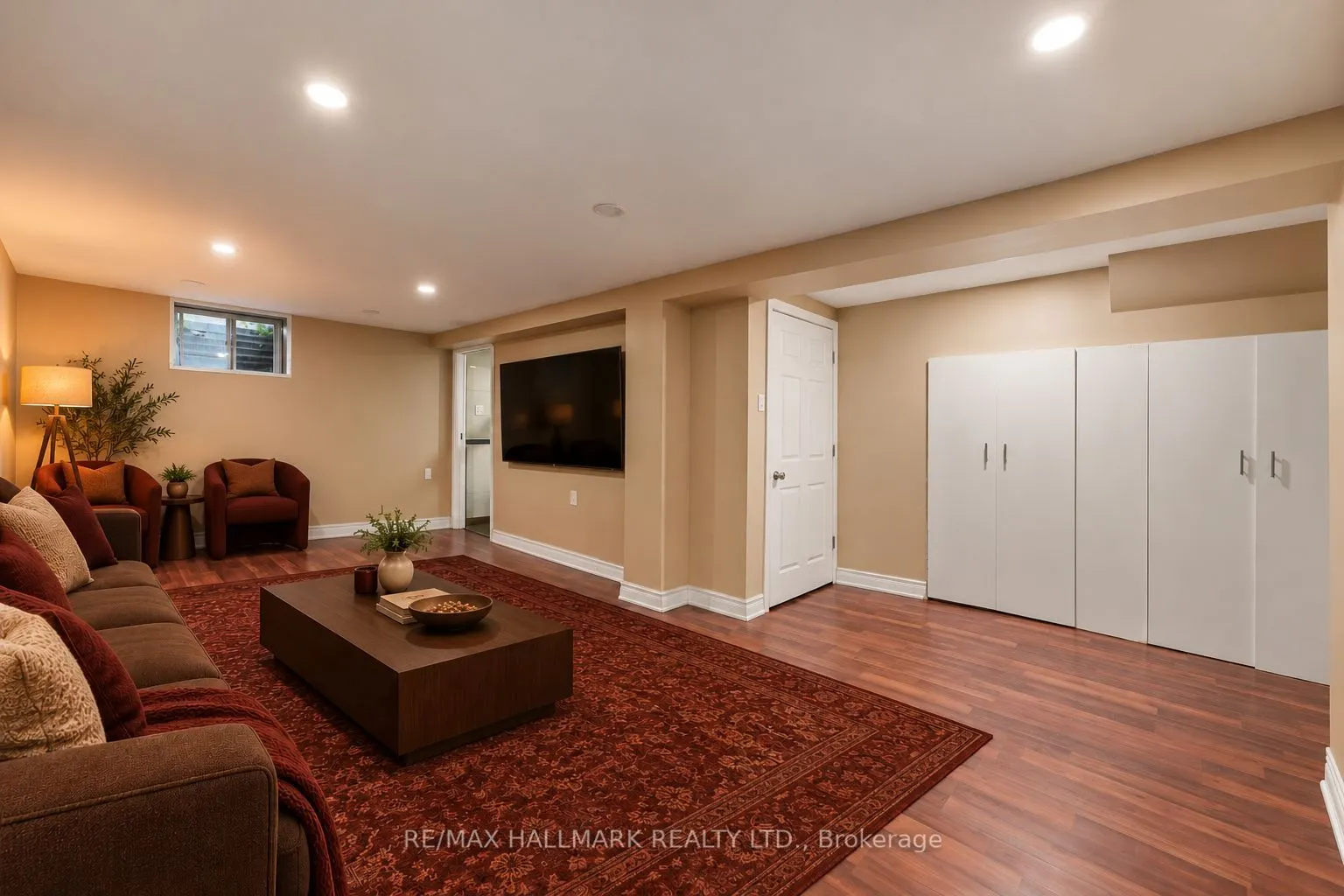 50 Verne Crescent #42